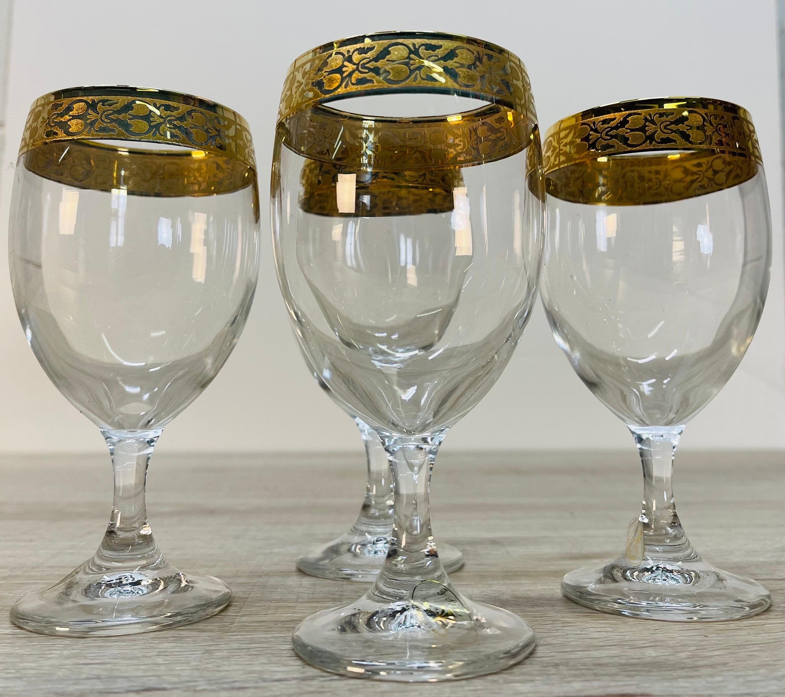 Italian Gold Rim Wine Stems, Set of 4 In Good Condition For Sale In Amherst, NH