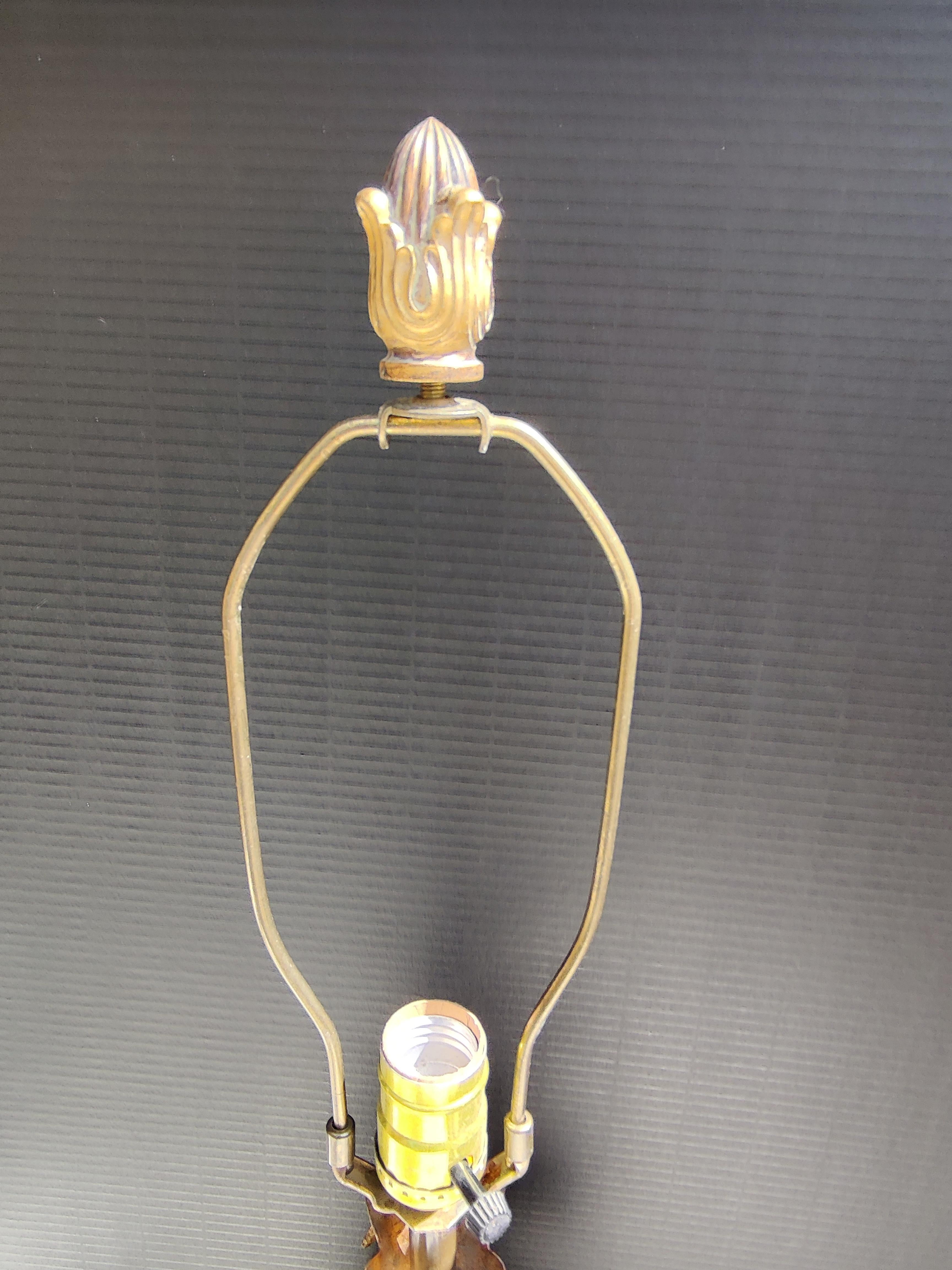 Italienisch Gold Tole Tischlampe (20. Jahrhundert) im Angebot