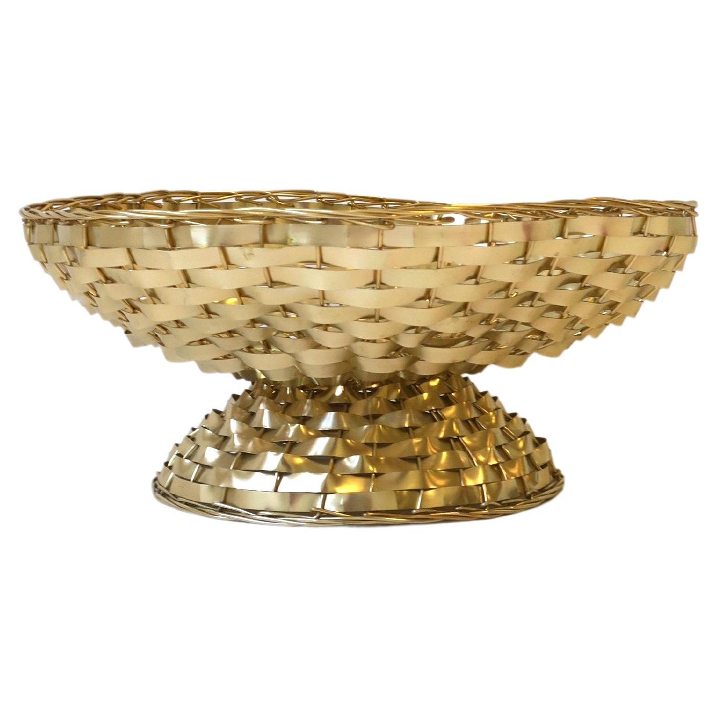 Italian Gold Wire Wicker Compote Basket with Scalloped Edge For Sale