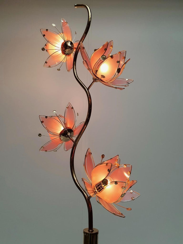  Italian Golden Brass and Murano Glass Lotus Floral Floor Lamp, 1970 For Sale 1