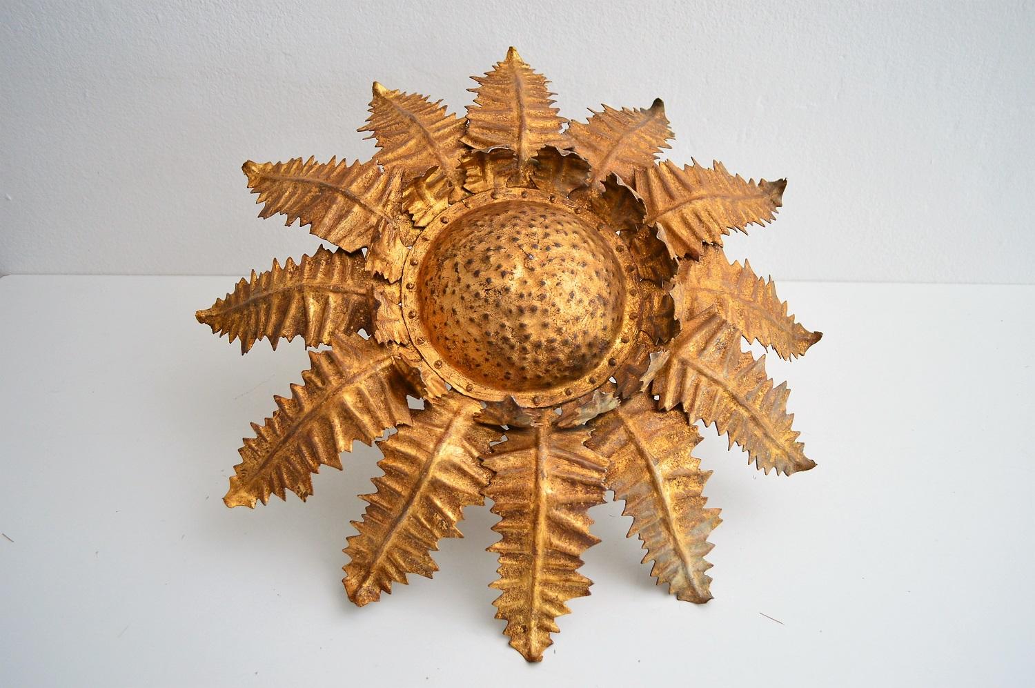 Mid-Century Modern Italian Golden Floral Thistle Pendant Lamp in the Hollywood Regency Style, 1960s