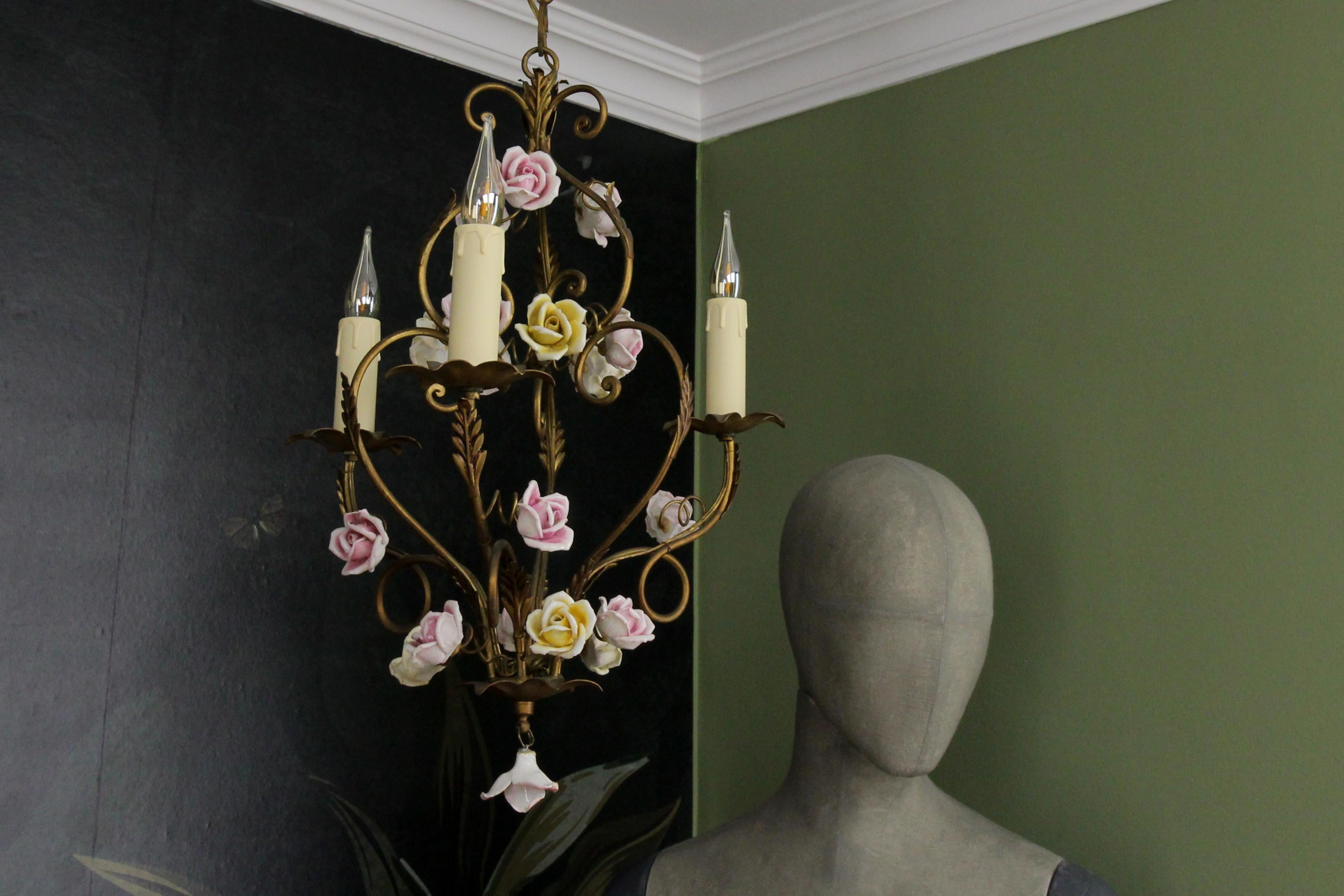 Italian Golden Metal Three-Light Chandelier with Porcelain Roses, ca. 1970s For Sale 2