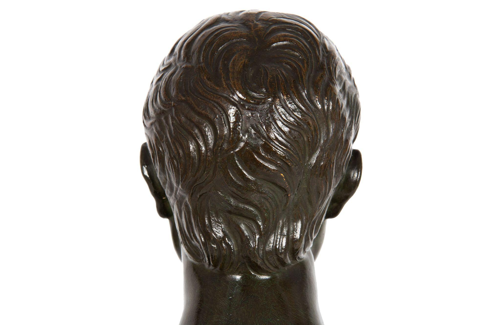 Sculpture en bronze antique du Grand Tour d'Italie, Buste de Jules César en vente 8