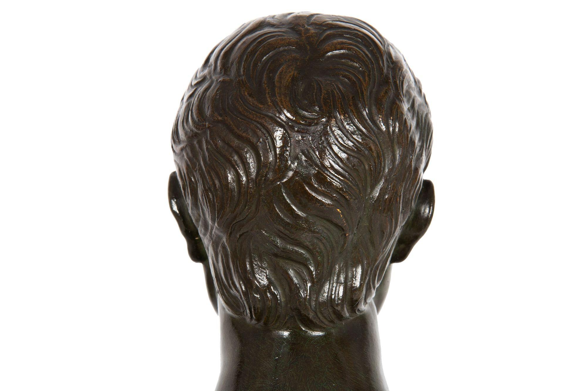 Scultura in bronzo antico del Grand Tour italiano, busto di Giulio Cesare in vendita 8