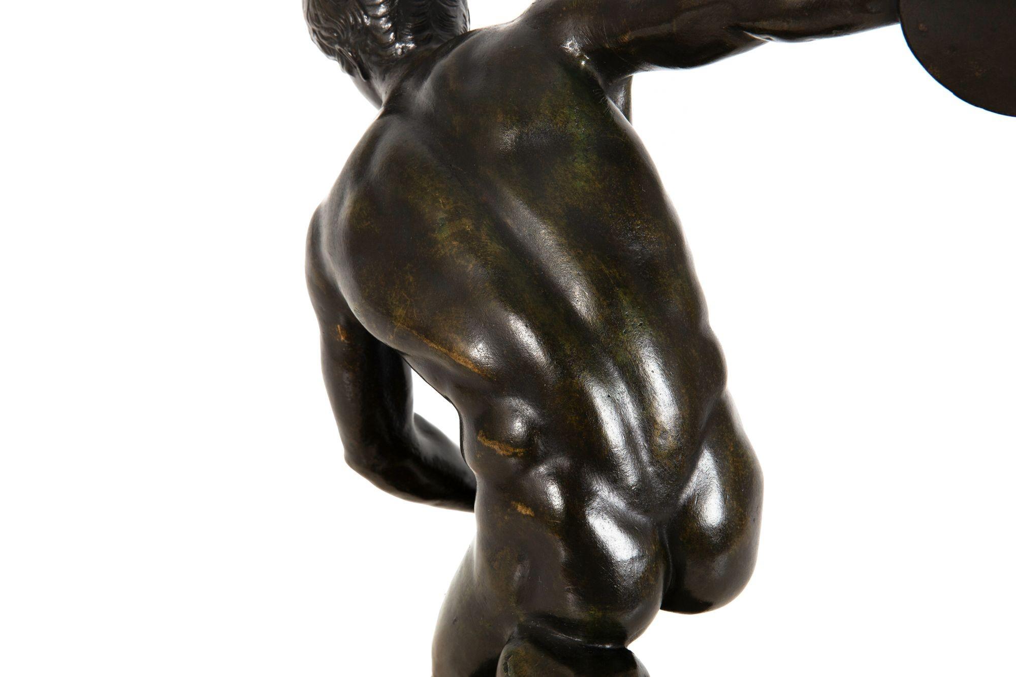 Italian Grand Tour Antique Bronze Sculpture of The Discobolus in vendita 4