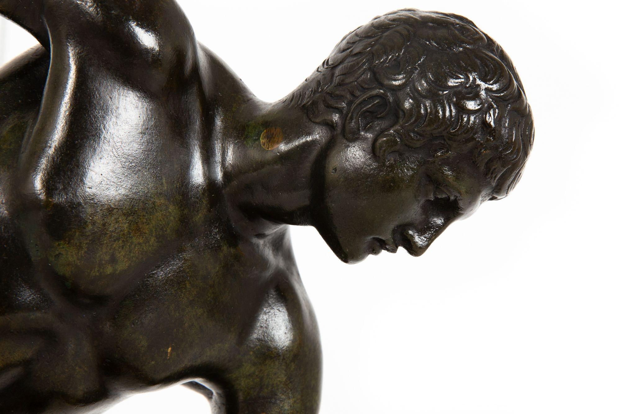 Italian Grand Tour Antique Bronze Sculpture of The Discobolus in vendita 9