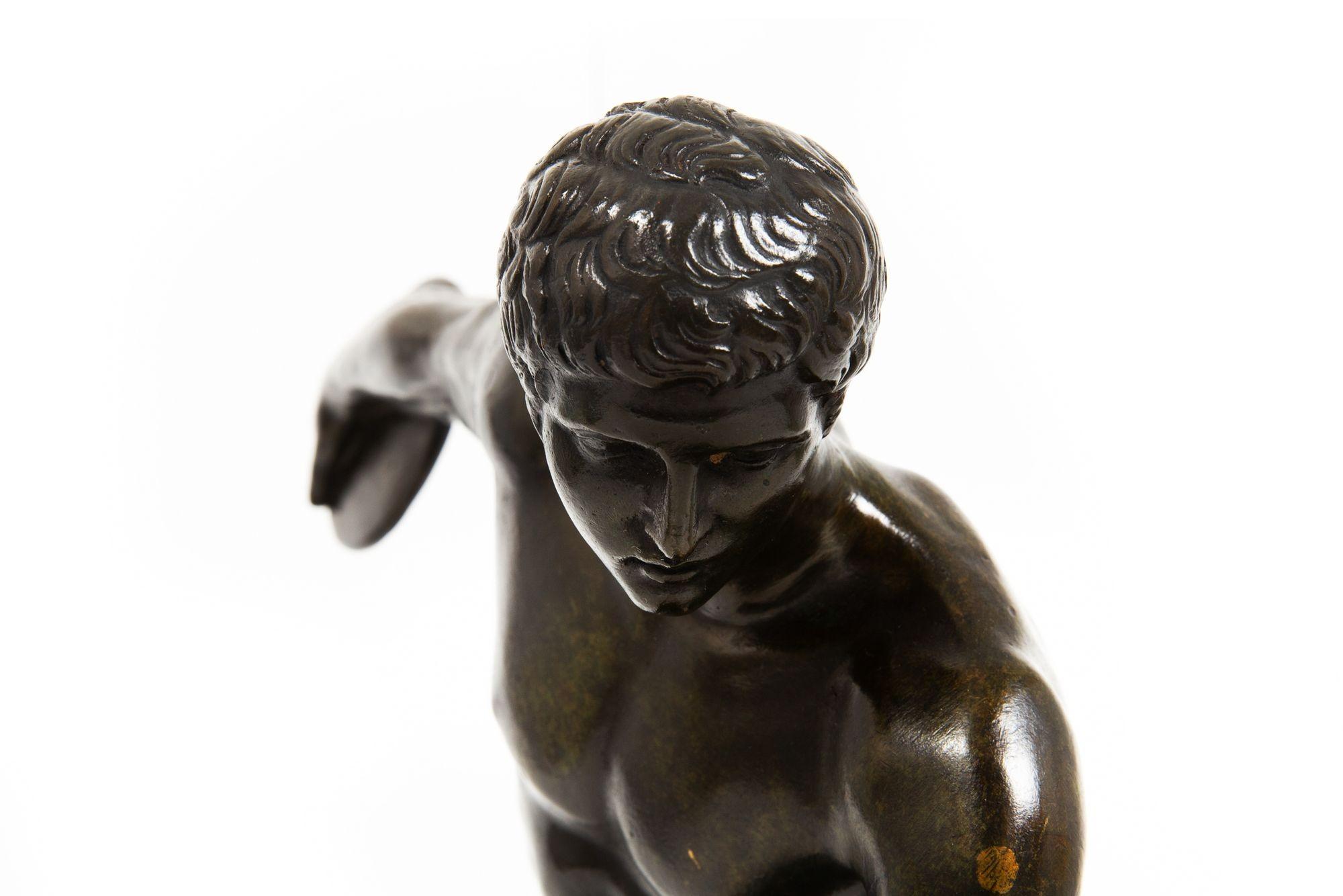 Italian Grand Tour Antique Bronze Sculpture of The Discobolus in vendita 10