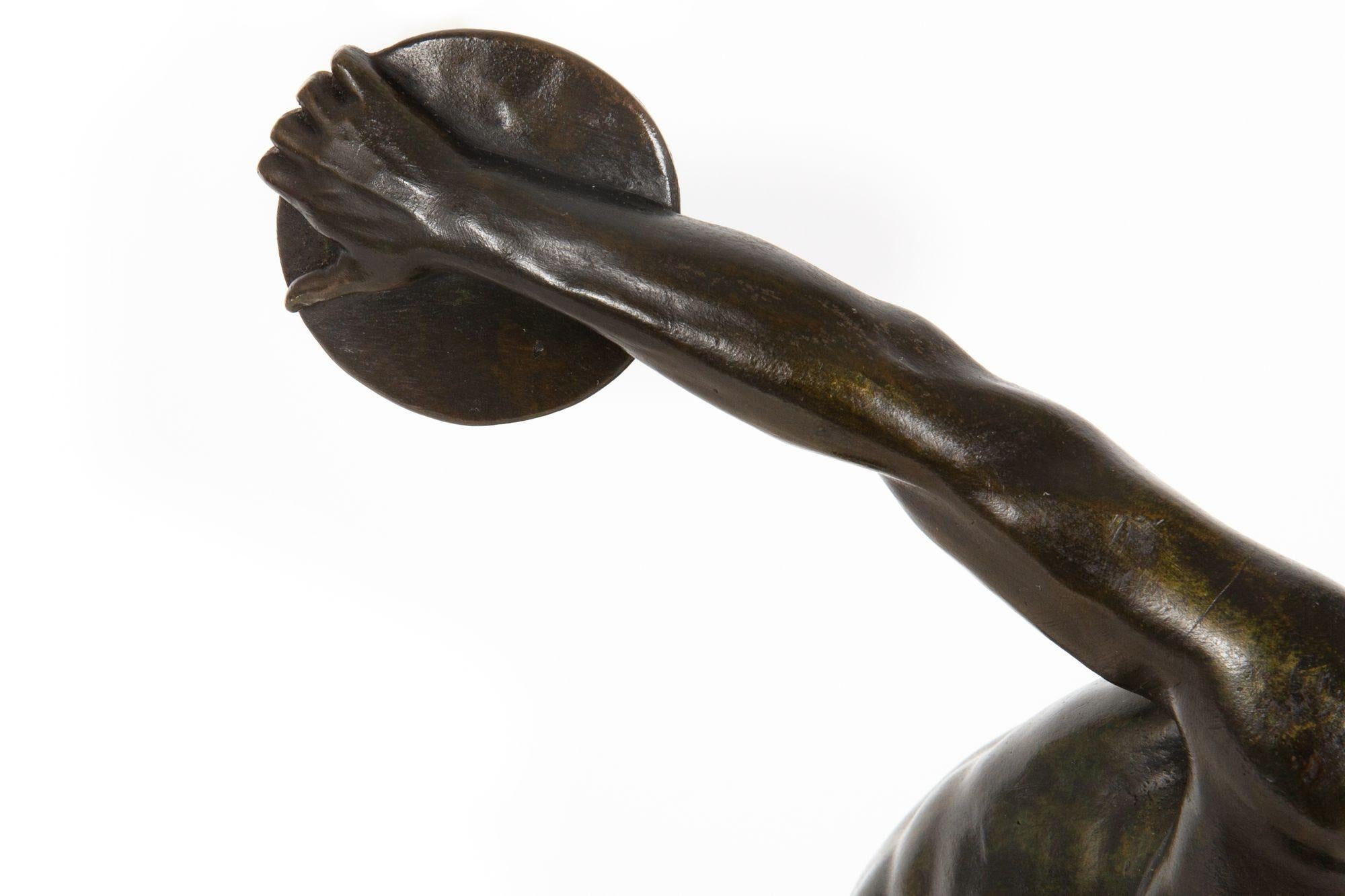 Italian Grand Tour Antique Bronze Sculpture of The Discobolus in vendita 1