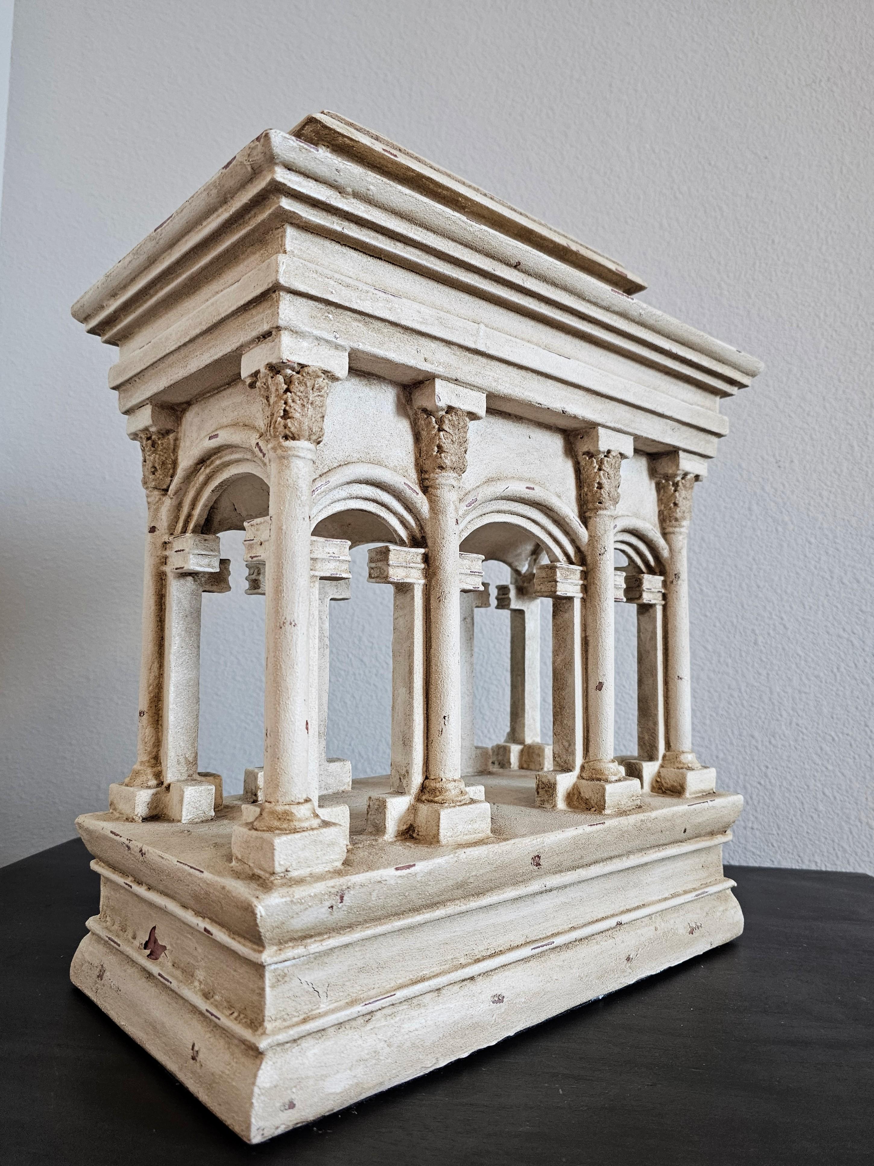 Résine Modèle architectural du Grand Tour italien en faux marbre de temple romain Portico