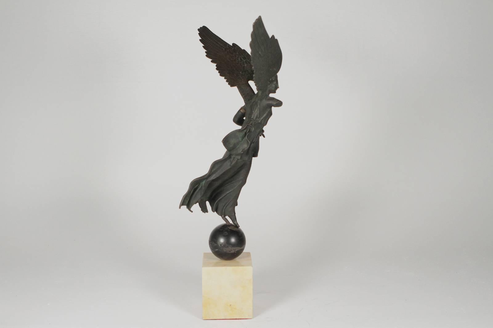 Neoclassical Revival Italian Grand Tour Bronze Figure of Nike, or Winged Victory, 19th Century