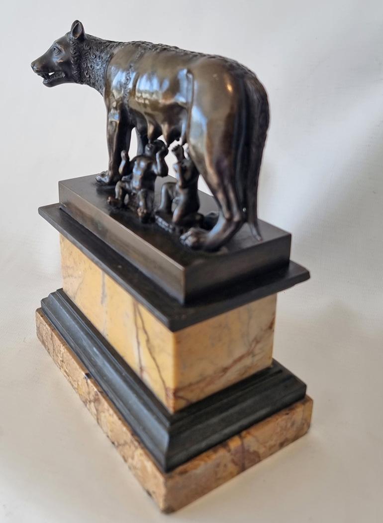 Patinated Italian Grand Tour bronze of wolf and Romulus & Remus, the 