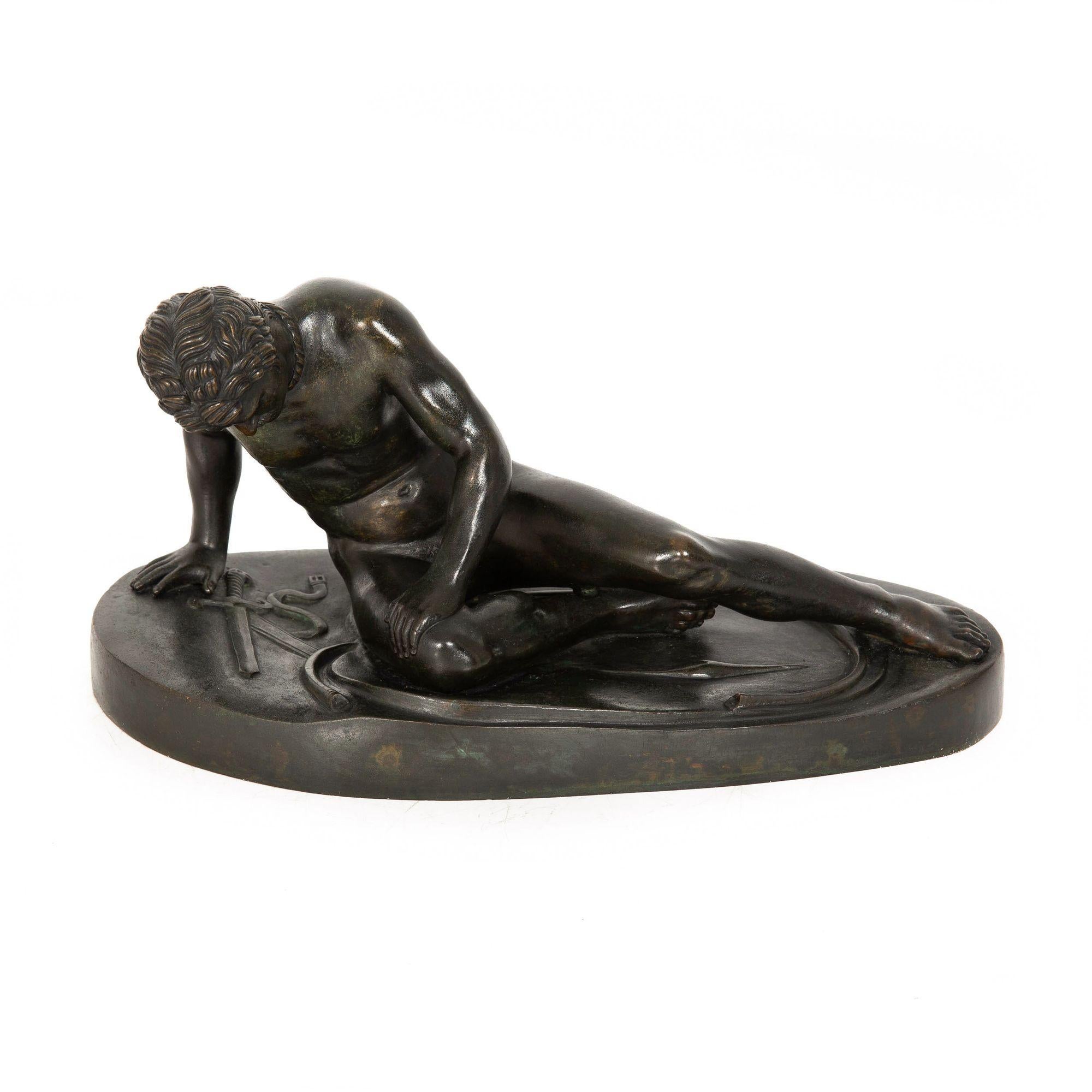Italian Grand Tour Bronze Sculpture of “The Dying Gaul” after the Antique In Good Condition In Shippensburg, PA