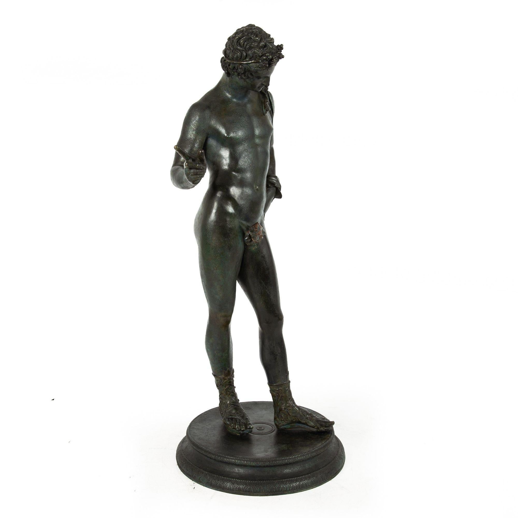 Italian Grand Tour Bronze Sculpture Statue “Narcissus” after Antiquity In Good Condition In Shippensburg, PA