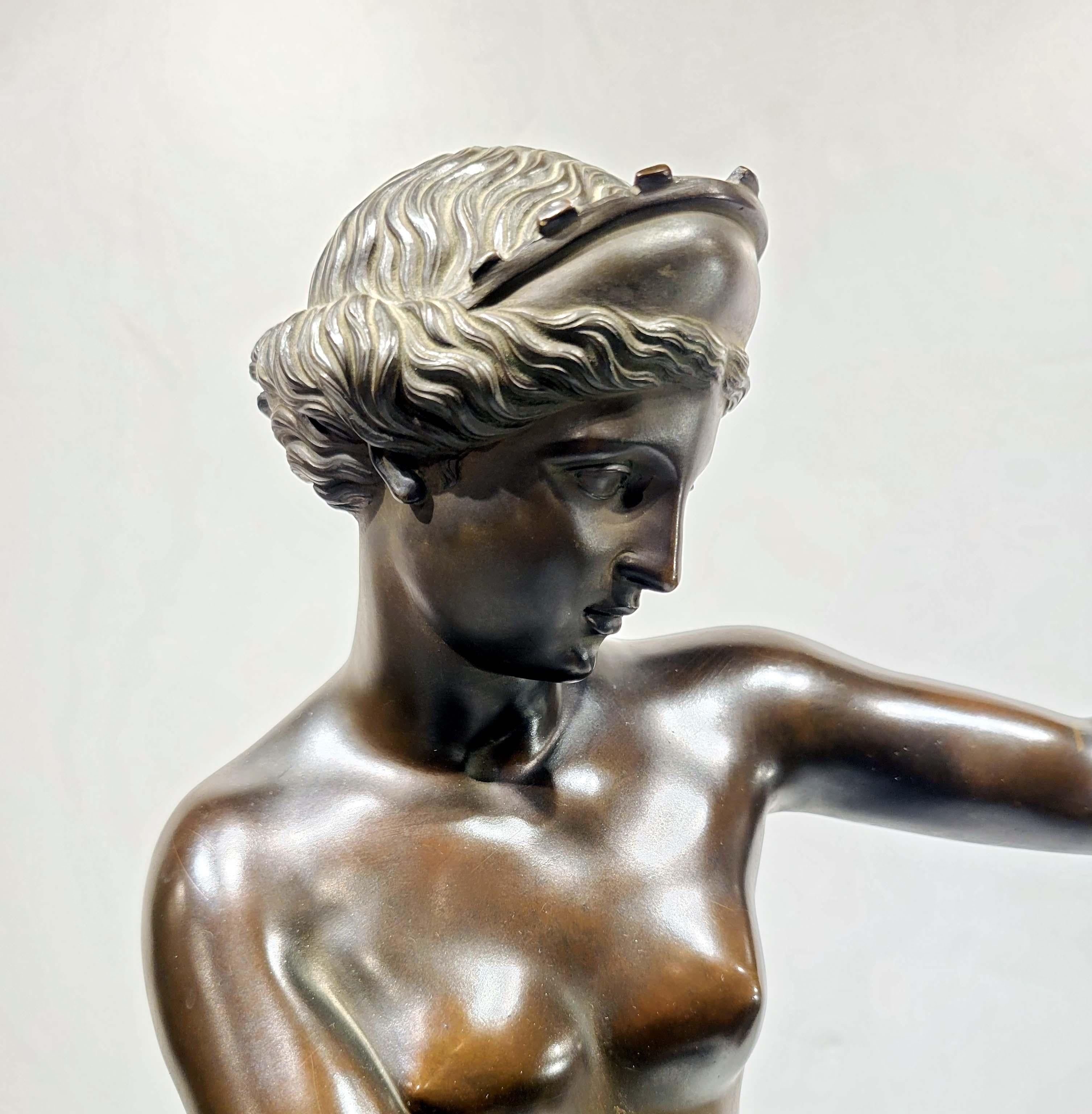 Neoclassical Italian Grand Tour Bronze Statue, Venus of Capua, 19th Century