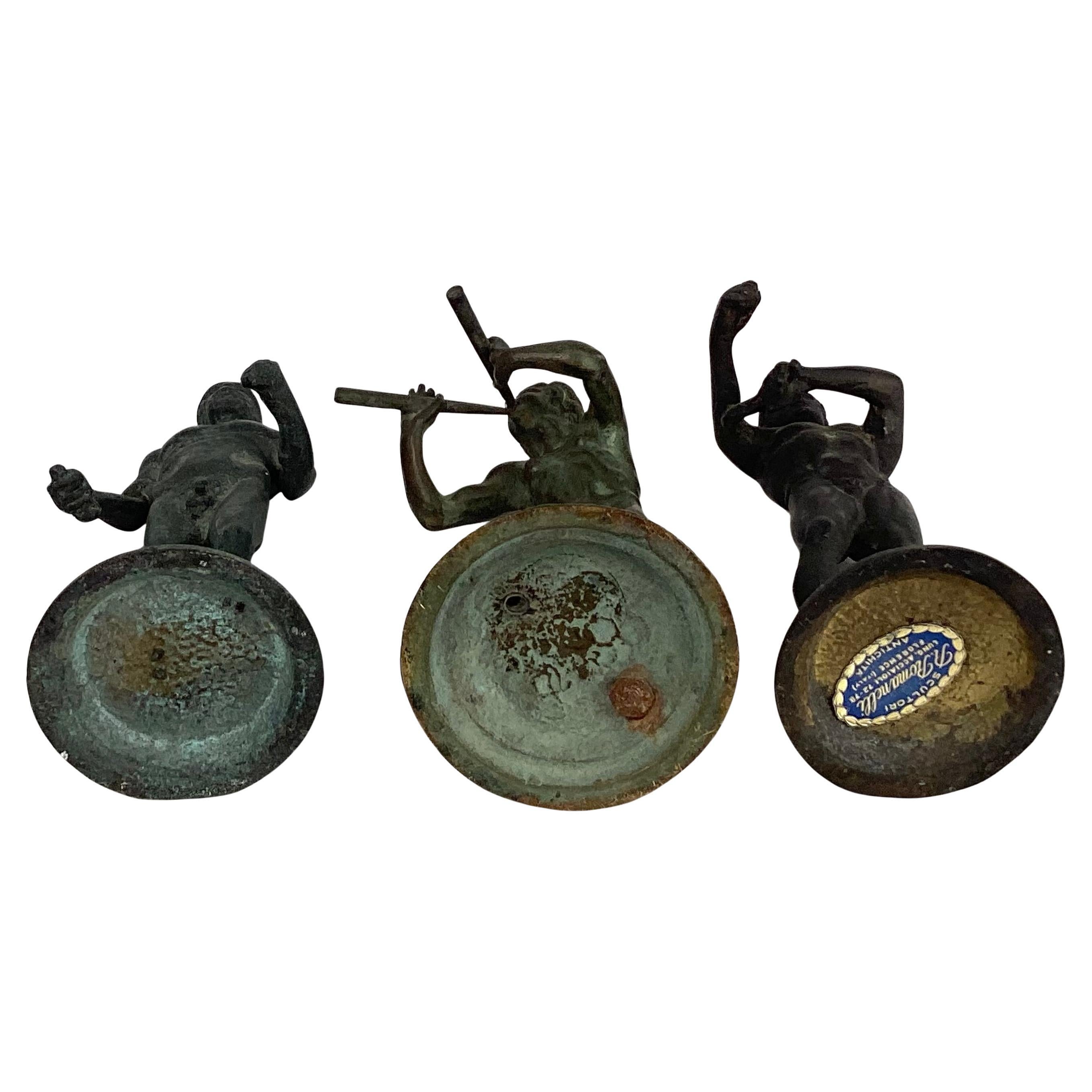 Gran Recorrido Italiano Estatuas de Bronce de Varones Grecorromanos, Lote de Tres en venta 6