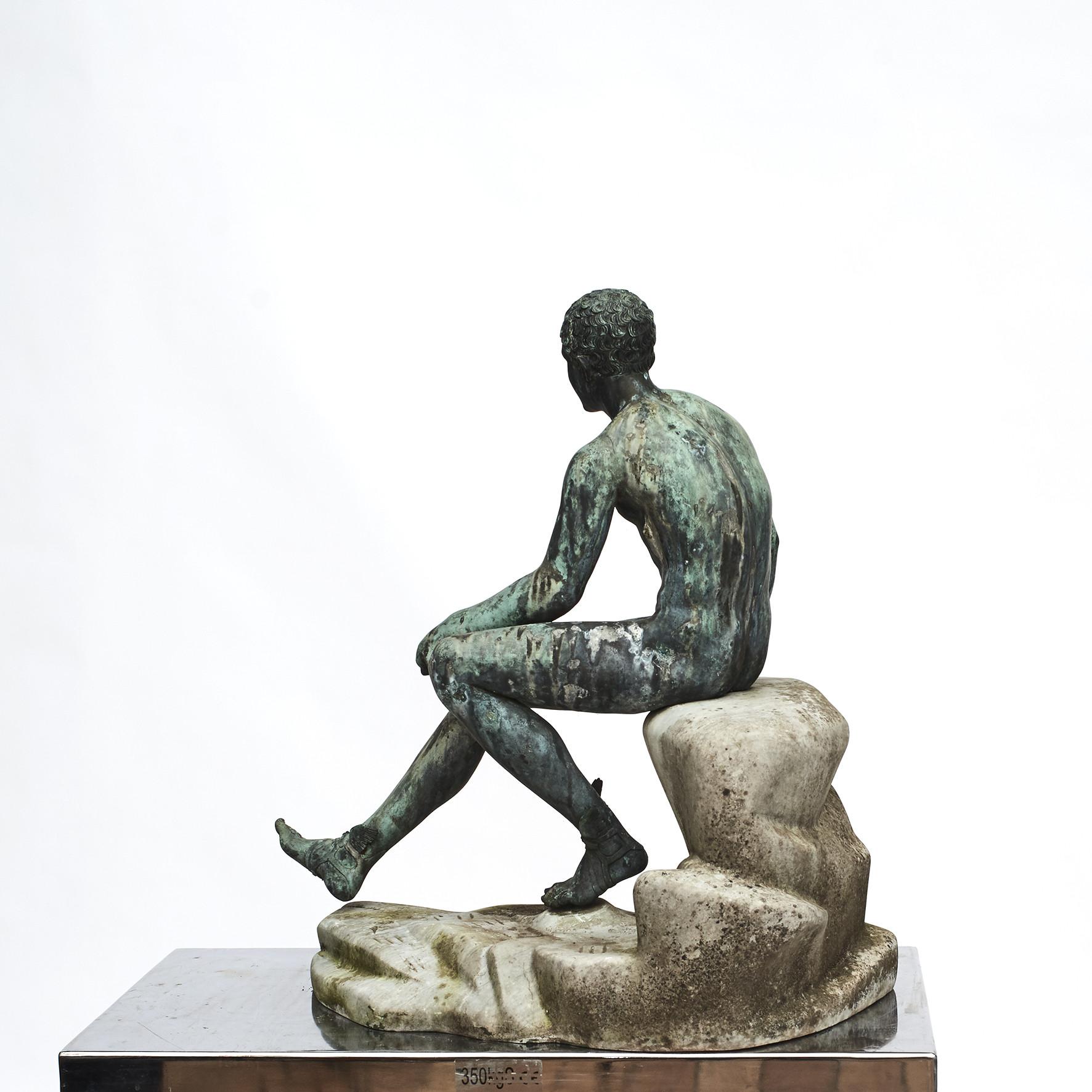 Italian Grand Tour Green Bronze Sculpture of the Seated Hermes In Good Condition In Kastrup, DK