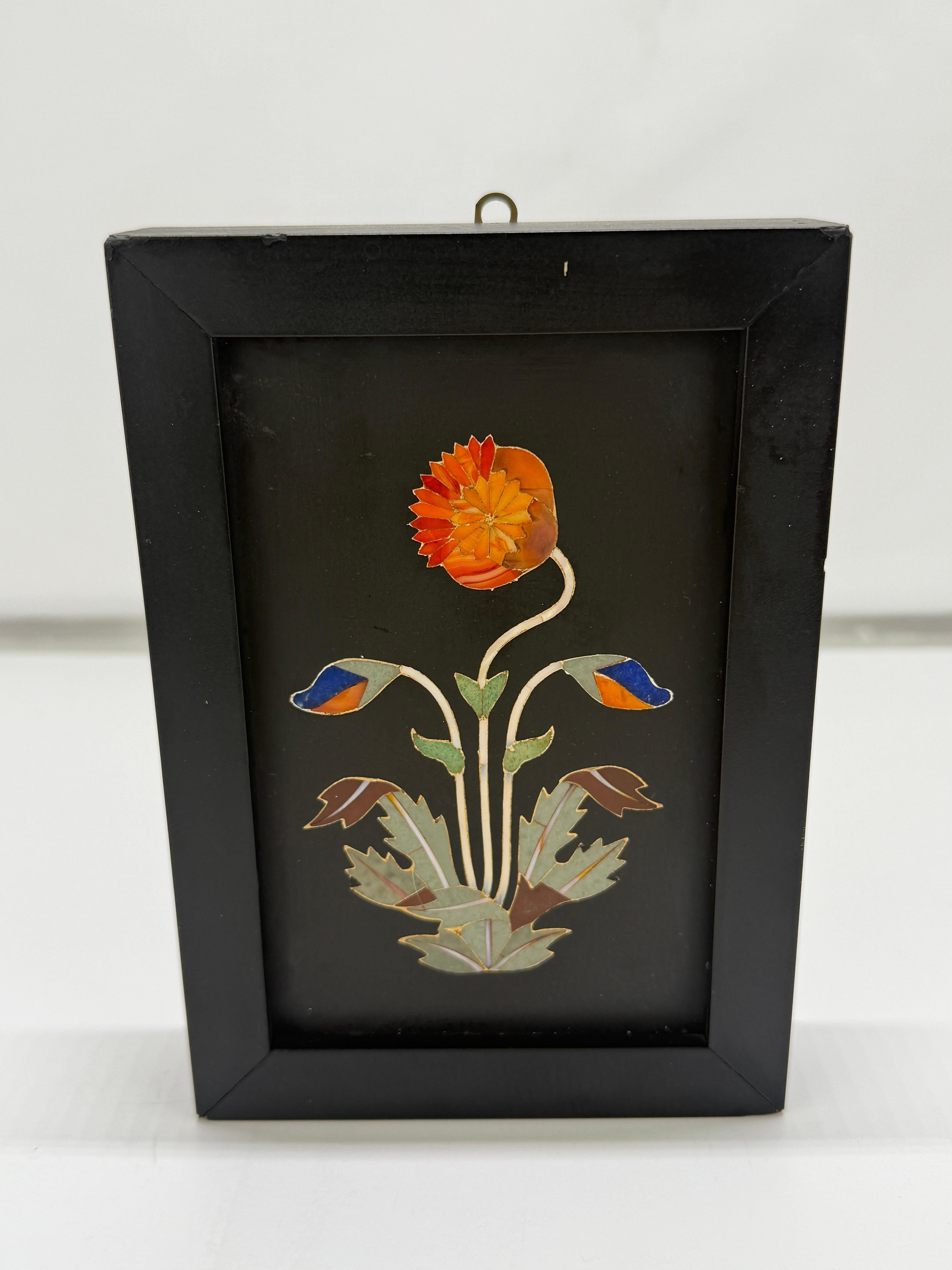 Panneau floral en pietra dura du Grand Tour italien, 19e siècle Bon état - En vente à Atlanta, GA
