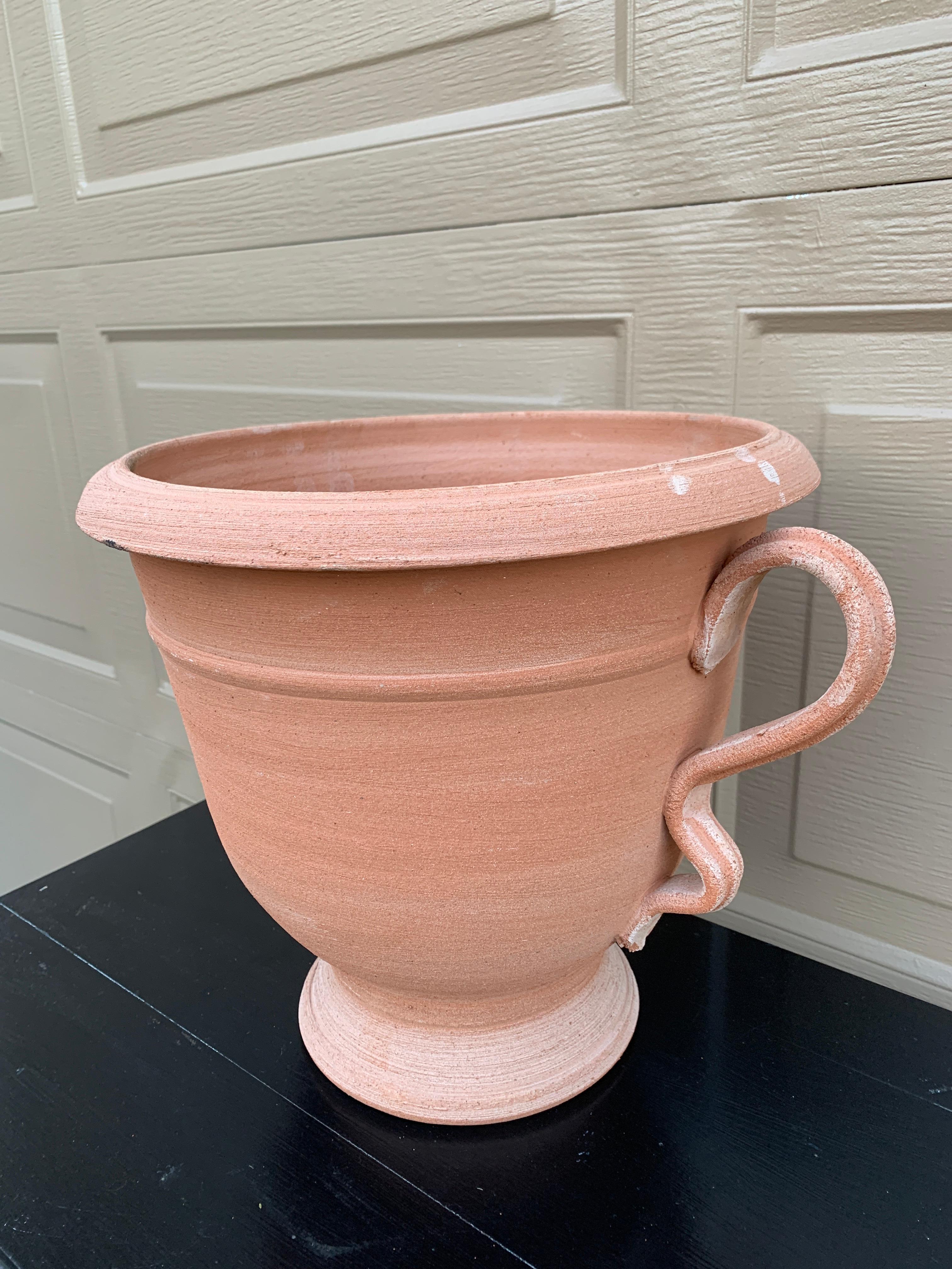 Italiano Fioriera classica in terracotta in stile Grand Tour italiano in vendita