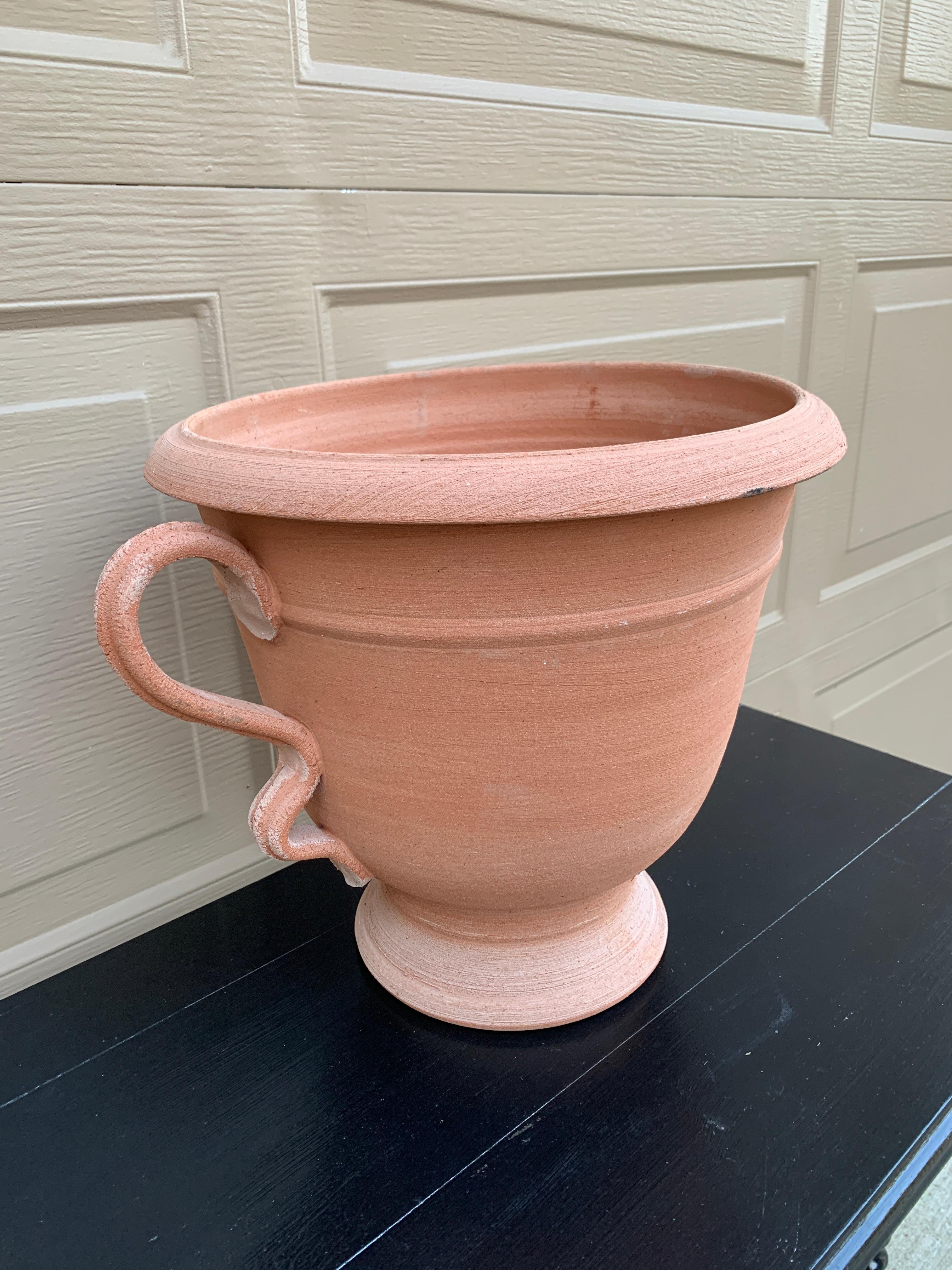 Fioriera classica in terracotta in stile Grand Tour italiano In condizioni buone in vendita a Elkhart, IN