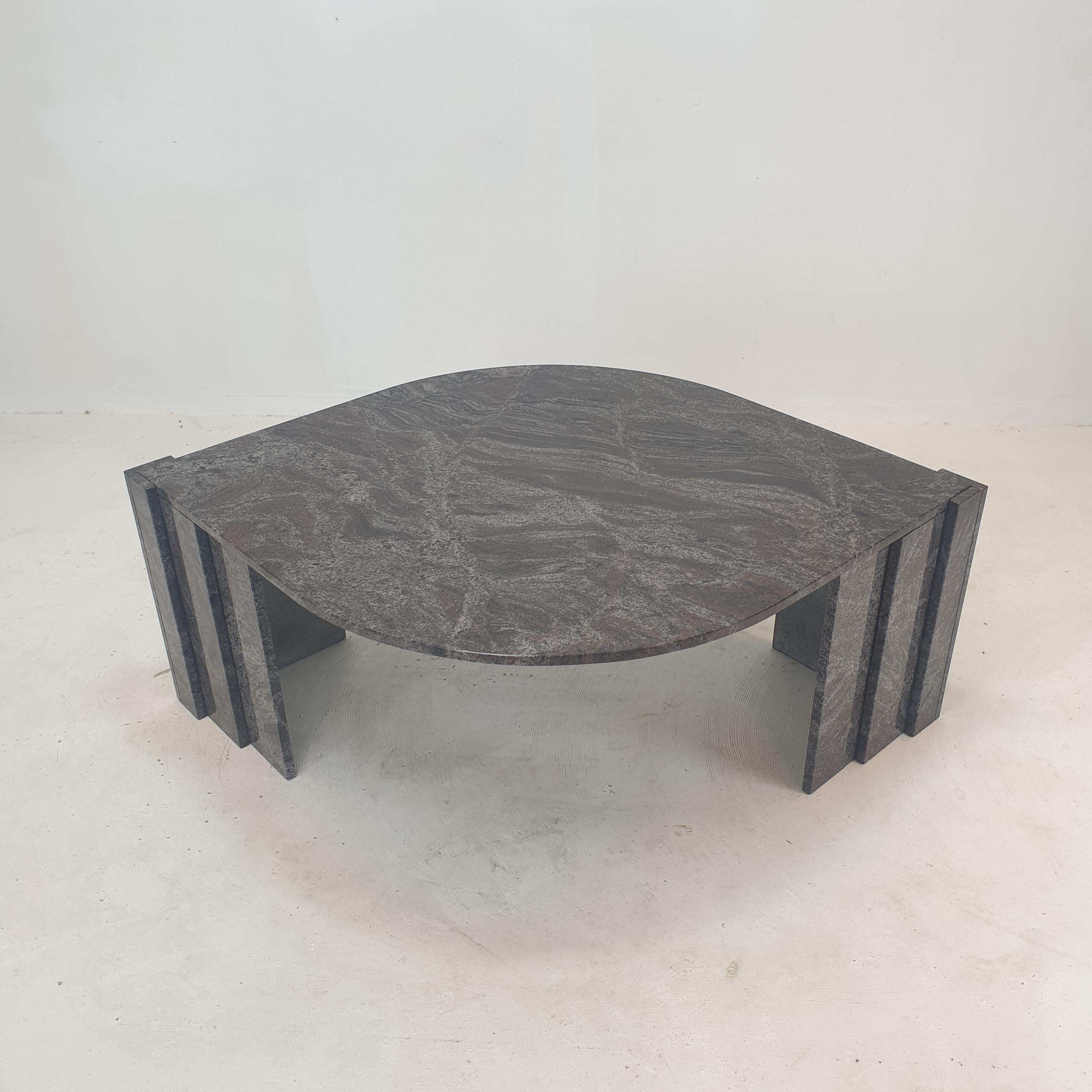 Italian Granite Coffee Table, 1980's In Good Condition For Sale In Oud Beijerland, NL