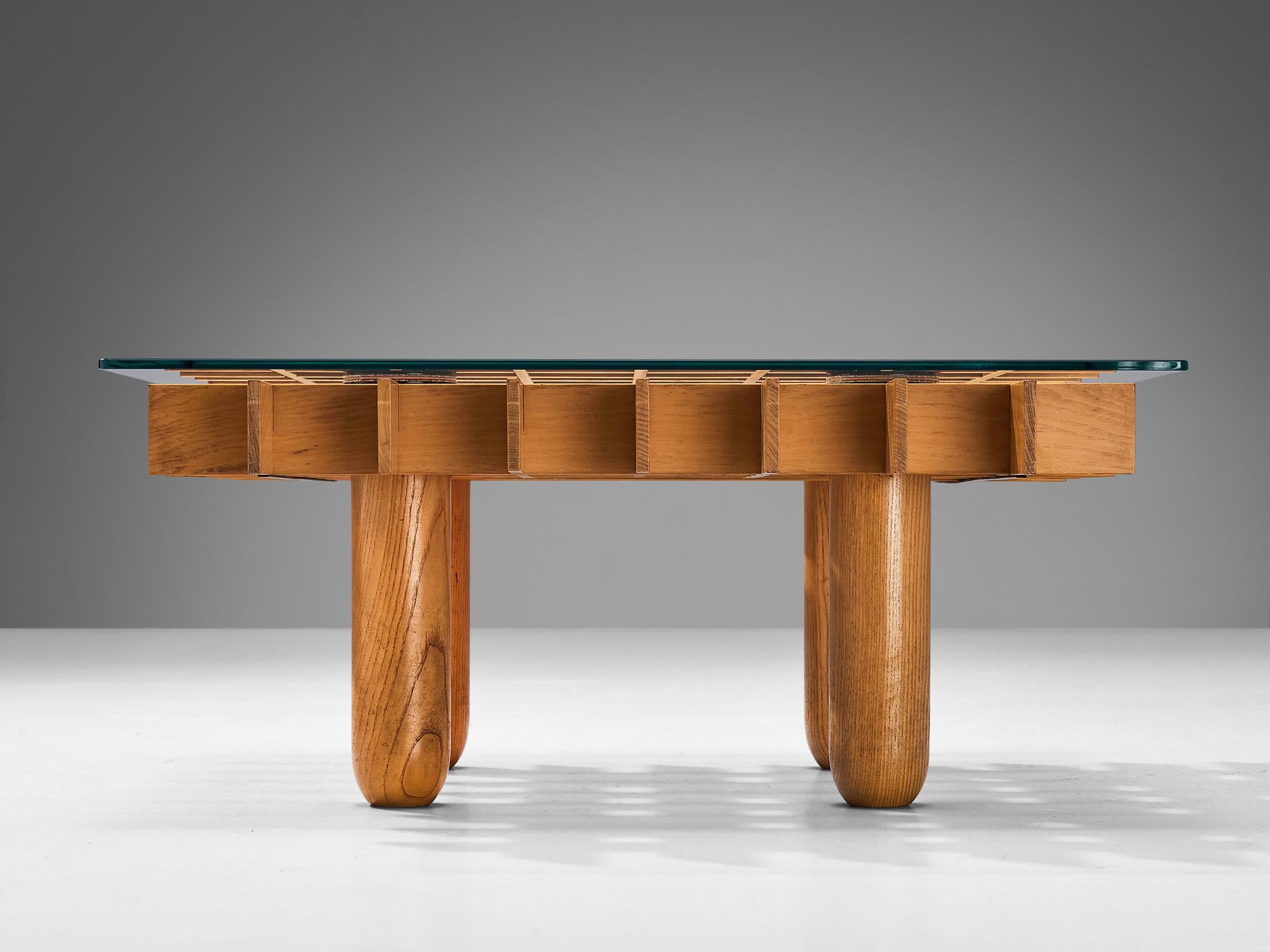 Italian Graphic Coffee Table in Maple For Sale 3