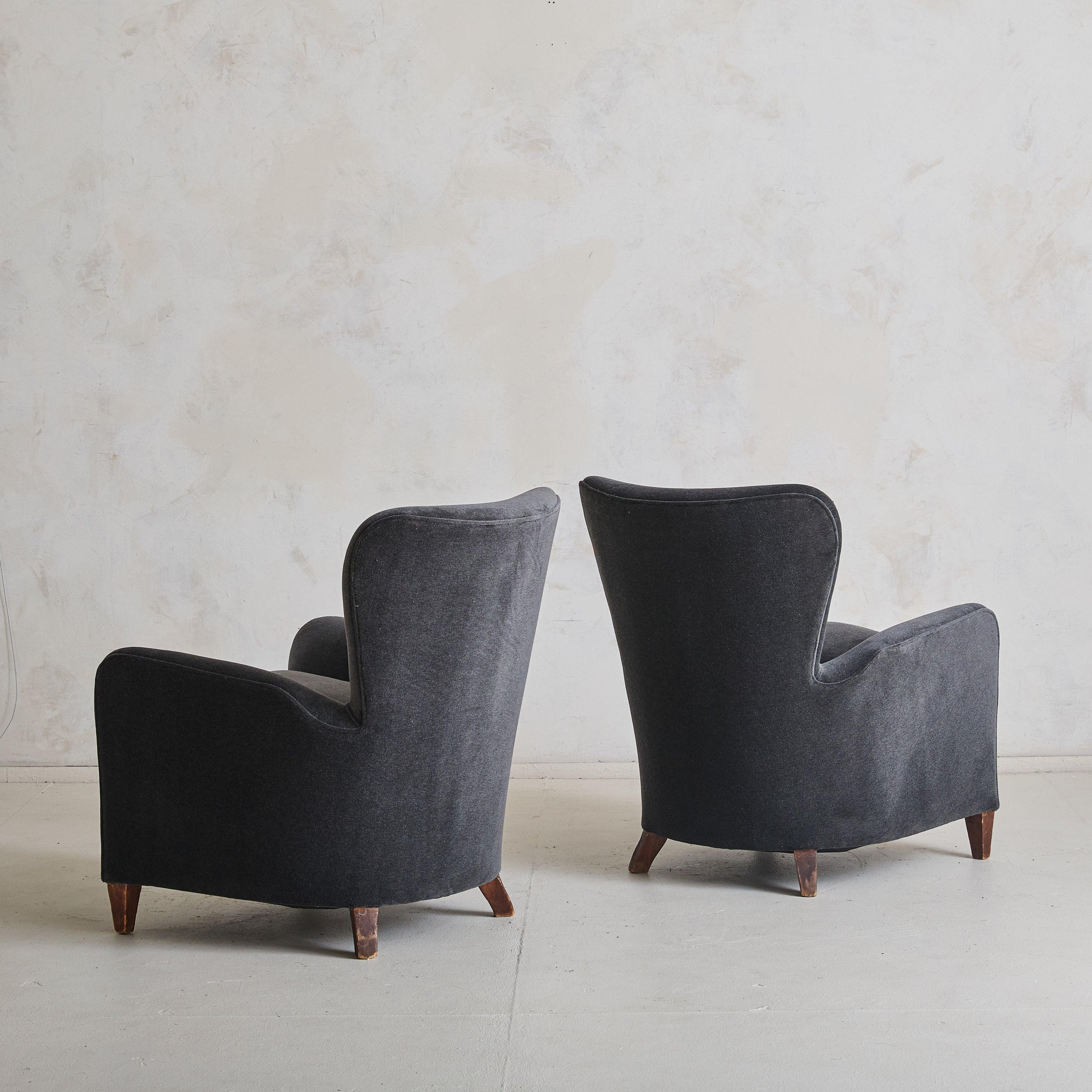 Mid-20th Century Italian Gray Mohair Lounge Chair with Down Cushion,  1950s