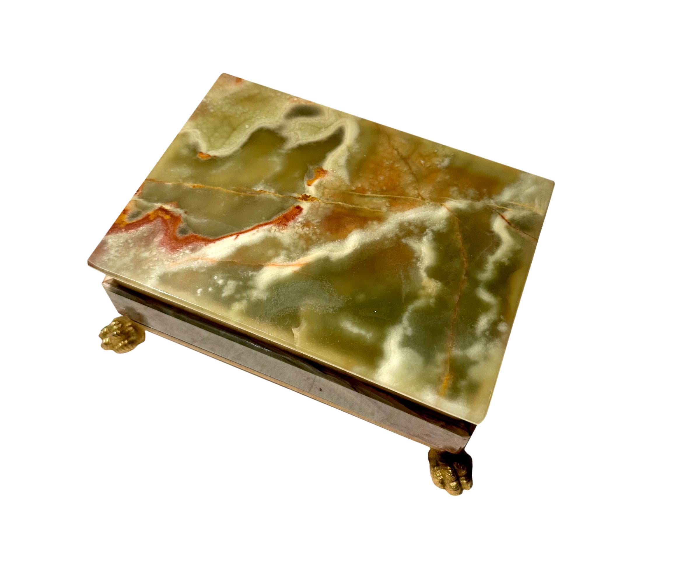 Mid-20th Century Italian Green Alabaster Box For Sale