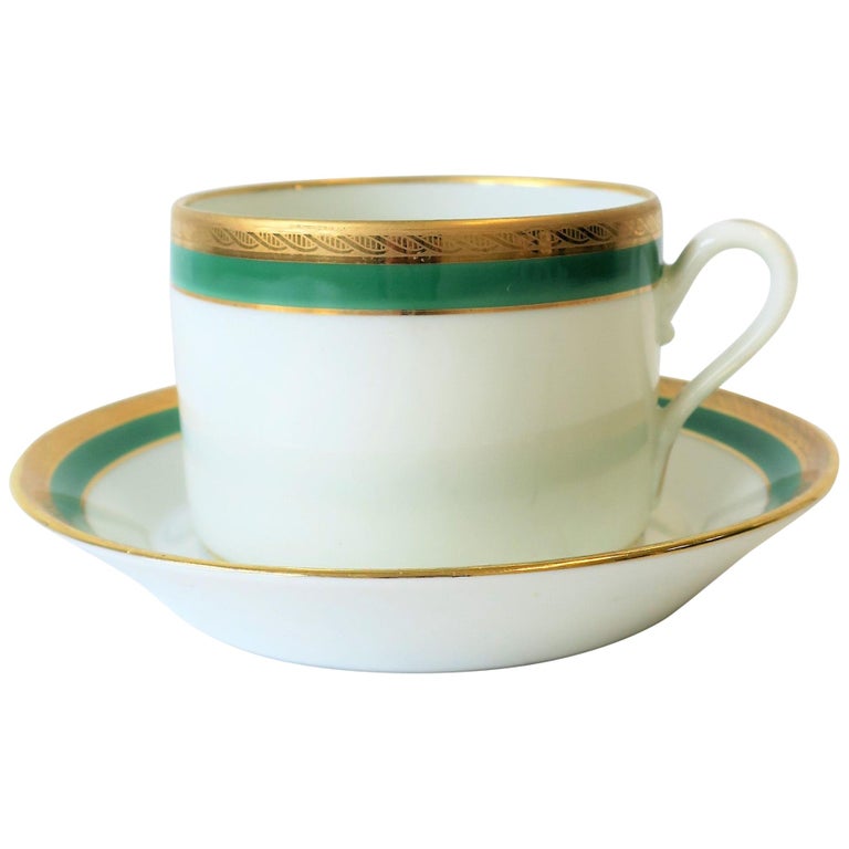 Richard Ginori Designer Italian Coffee or Tea Cup and Saucer in Green and Gold For Sale