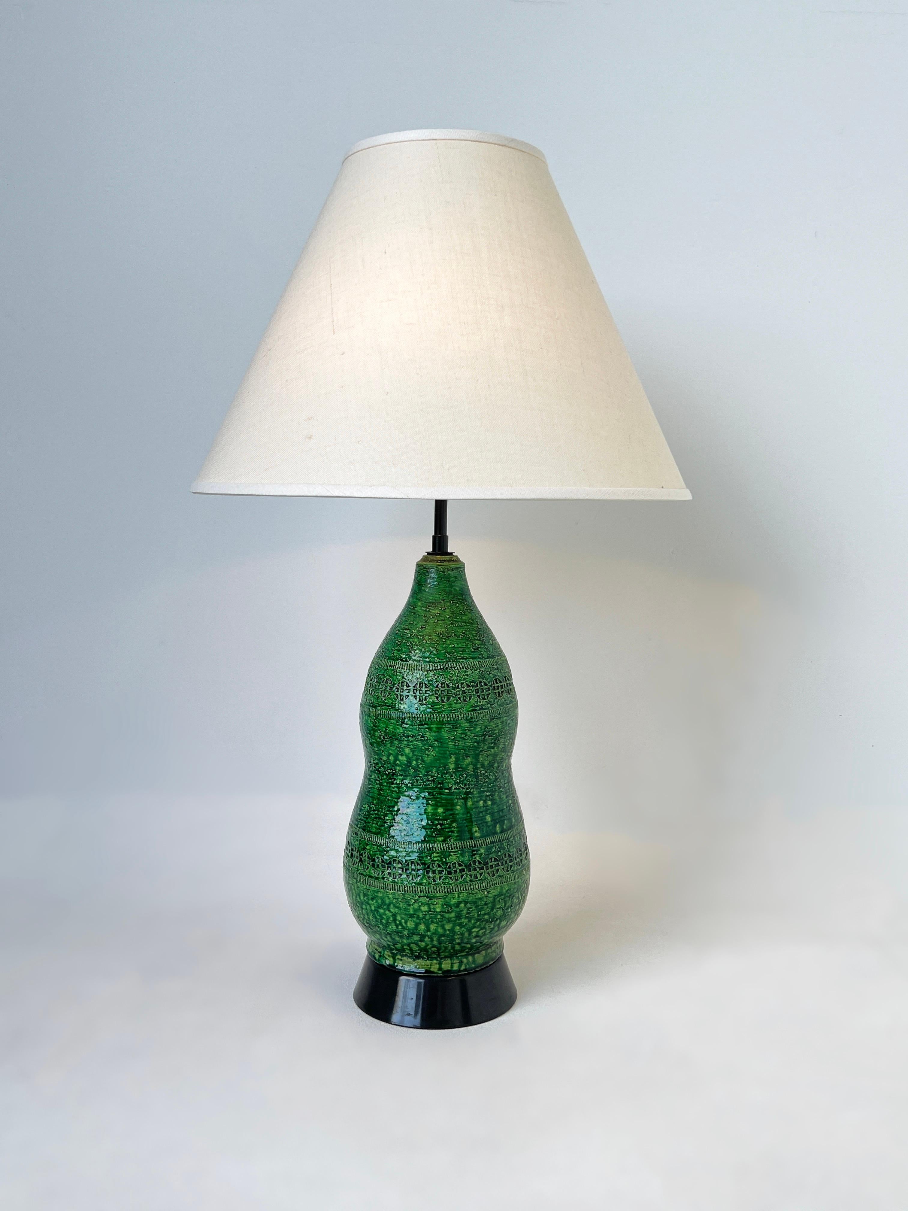 Italian Green Ceramic and Black Lacquered Table Lamp by Bitossi  2