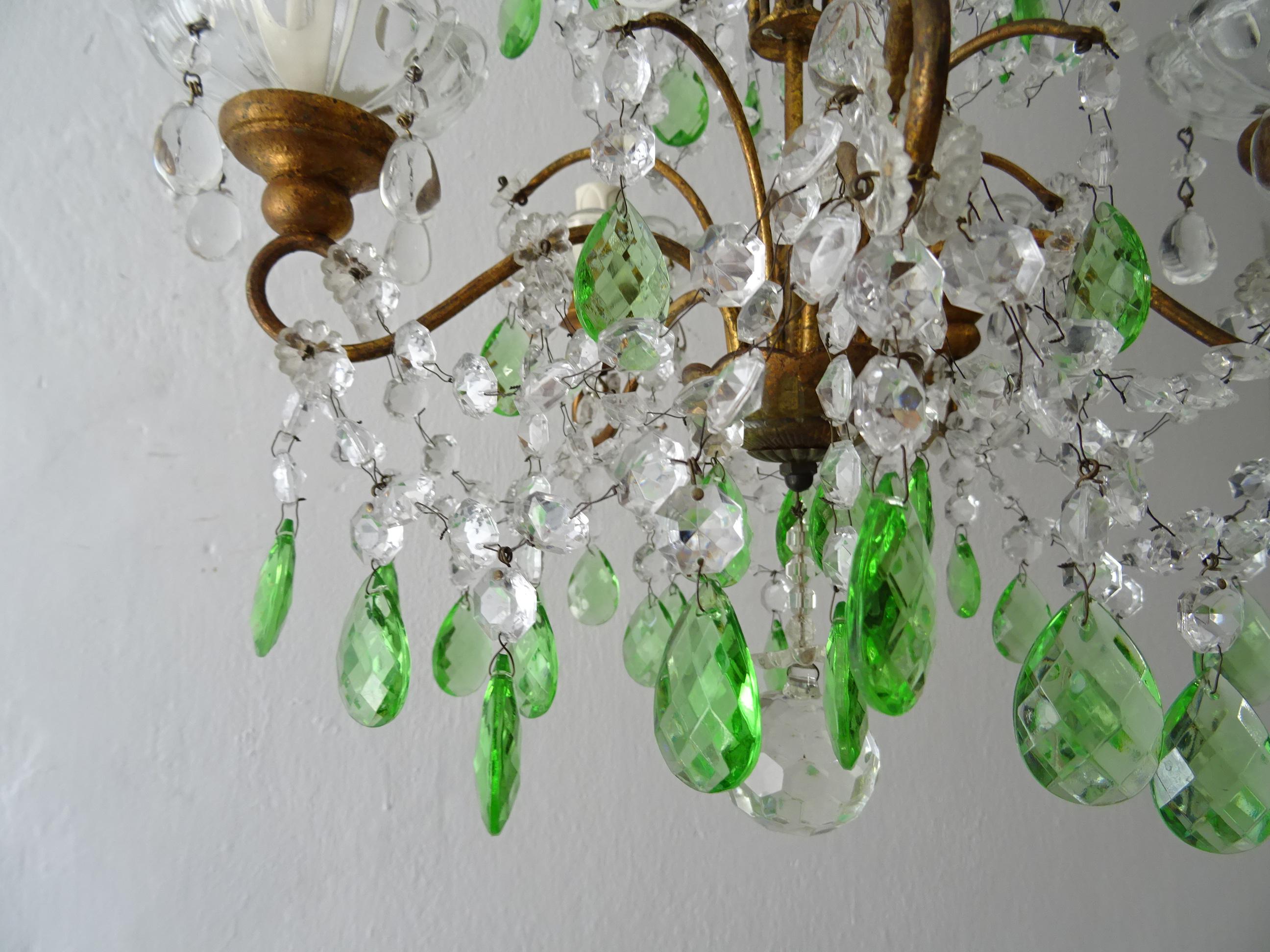Italian Green Crystal Prisms Gold Gilt Wood Swags 4 Tier Chandelier, circa 1900 In Good Condition For Sale In Firenze, Toscana
