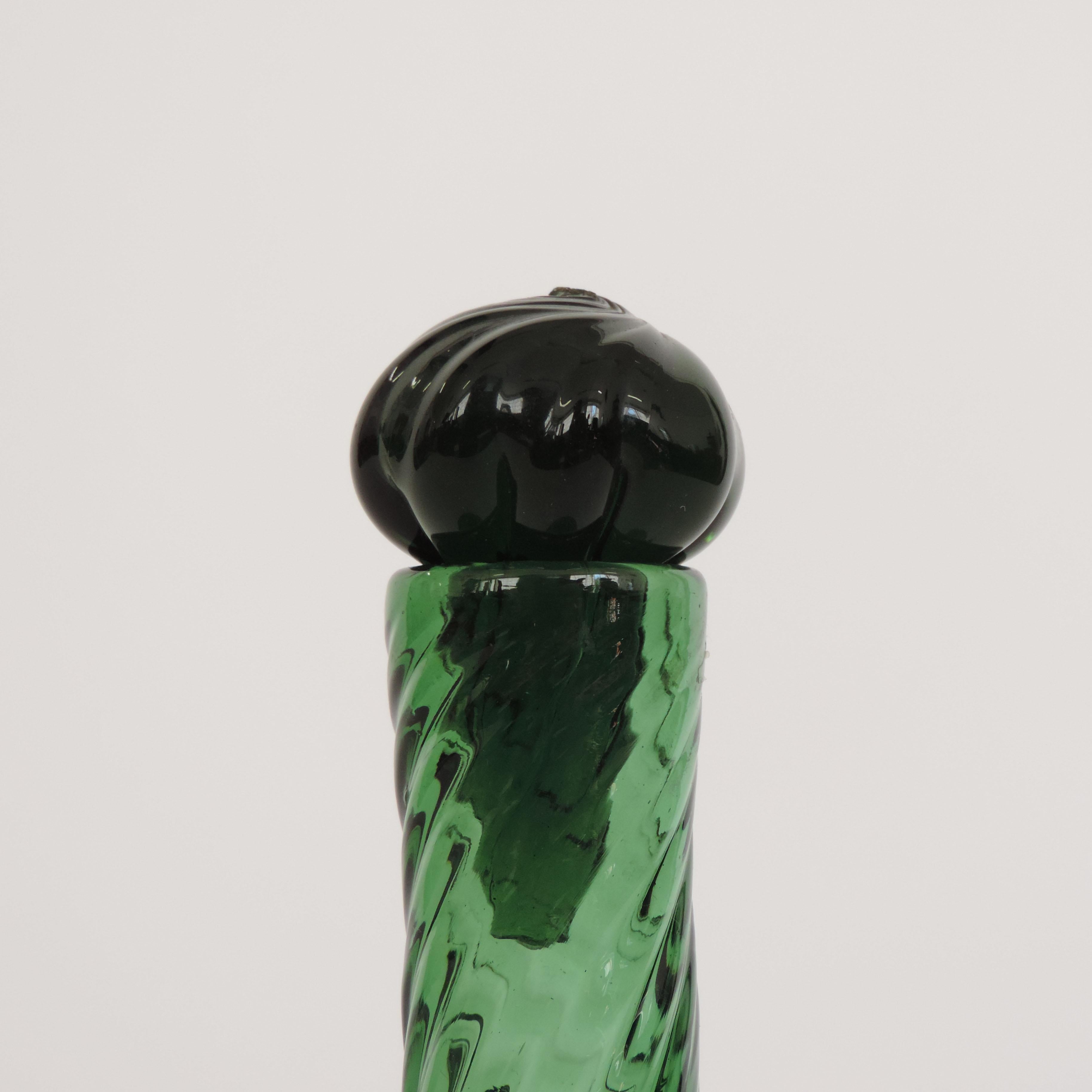 Italian Green Empoli Swirl Glass Decanter and Stopper In Good Condition In Milan, IT