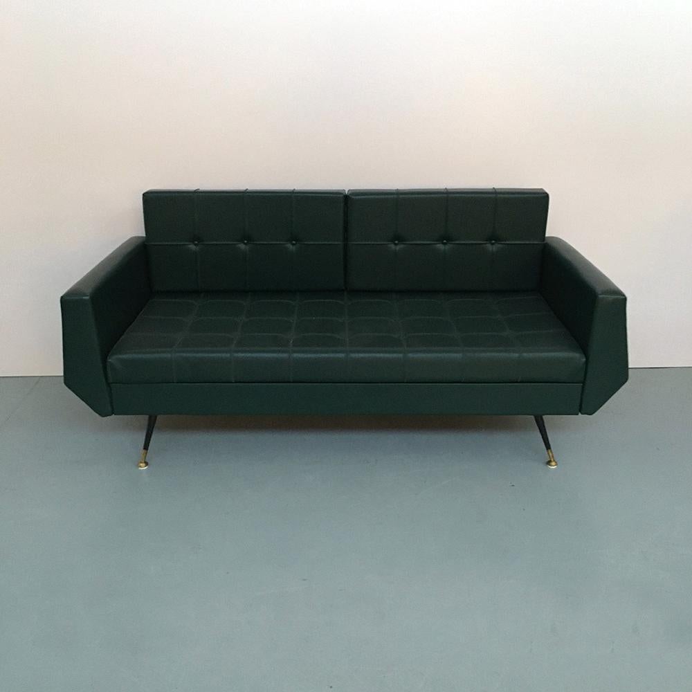 Italian Green Faux Leather, Brass and Metal Rod Sofa Bed, 1950s In Good Condition In MIlano, IT