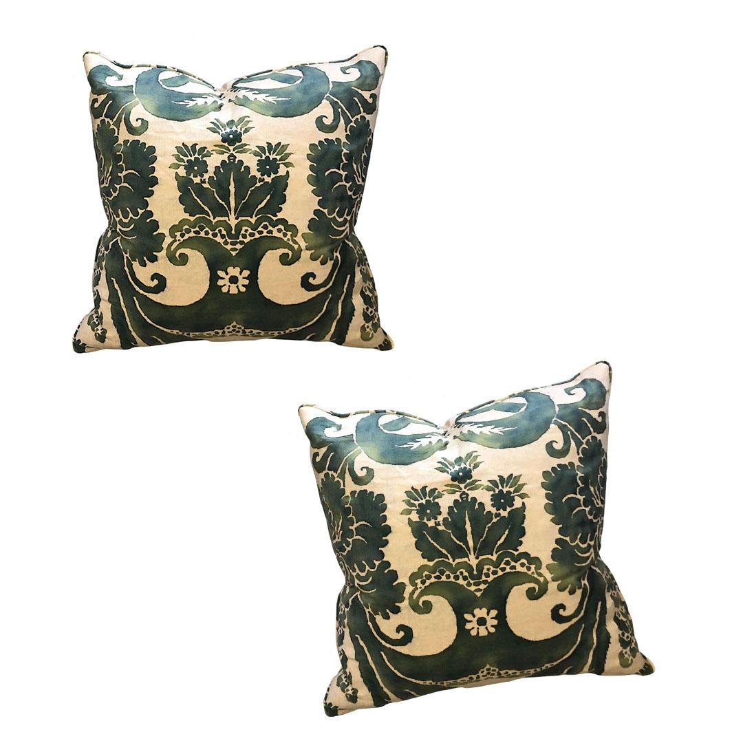 Italian Green Fortuny Pillows, a Pair In Good Condition For Sale In Tampa, FL