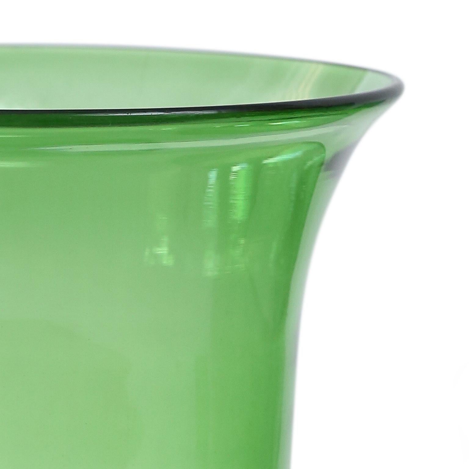 Italian green glass vase with flared liap, by Empoli, circa 1960.