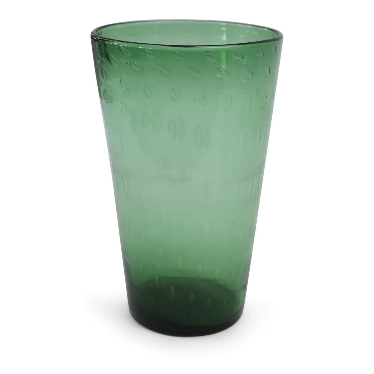 Italian Green Glass Vase In Excellent Condition For Sale In Houston, TX