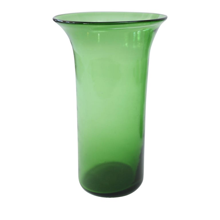 Italian Green Glass Vase For Sale at 1stdibs