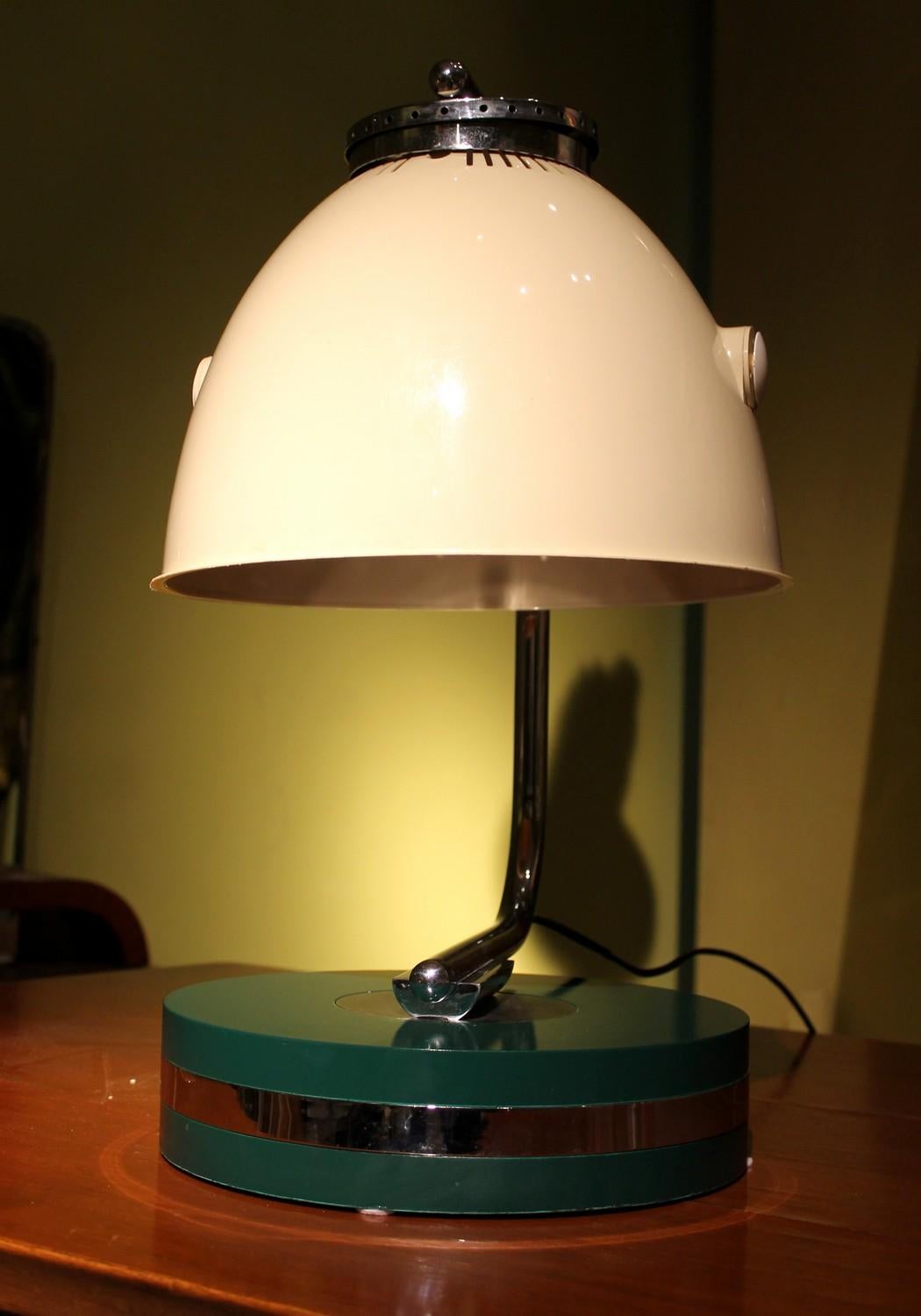 Italian Green Iron and Chrome Round Base Swivel Arm One Light Table Lamp, 1960s For Sale 12
