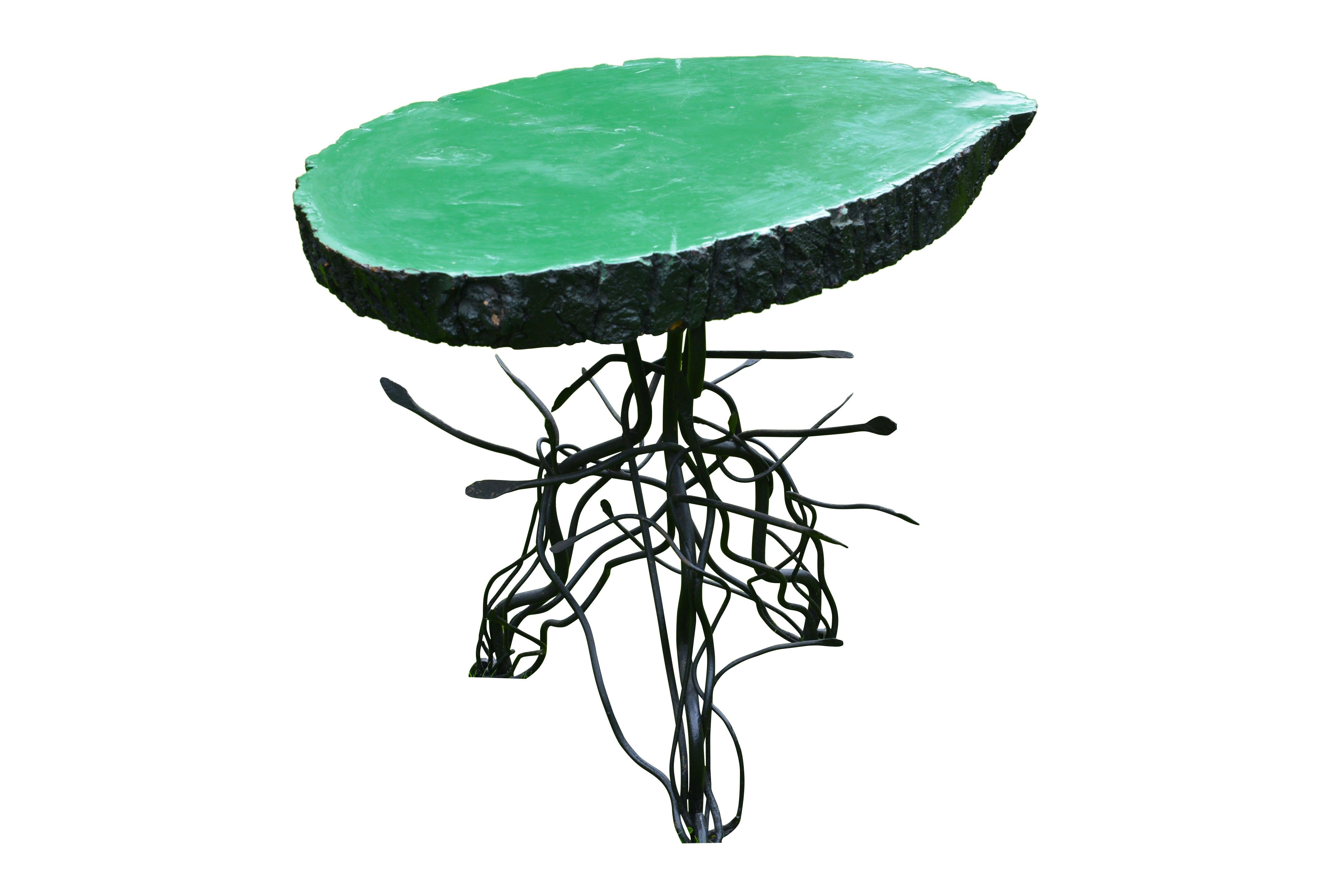 Italian Green Lacquered on Iron Base Side Table, circa 1970 For Sale 2
