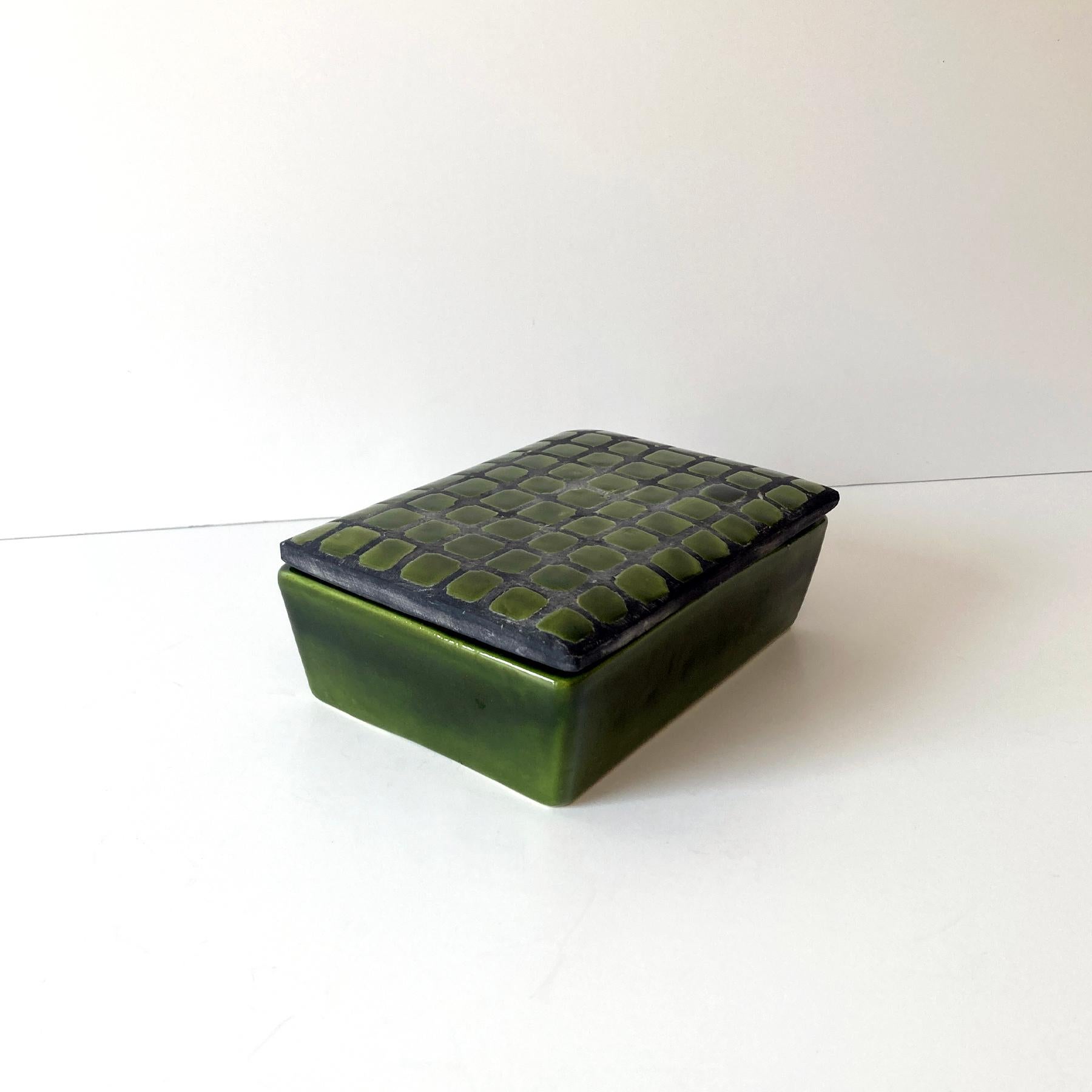 Mid-20th Century Italian Green Lidded Ceramic Box, 1960s