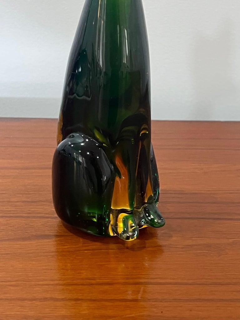 Italian Green Murano Glass Dog Sculpture, 1960s In Good Condition For Sale In Byron Bay, NSW