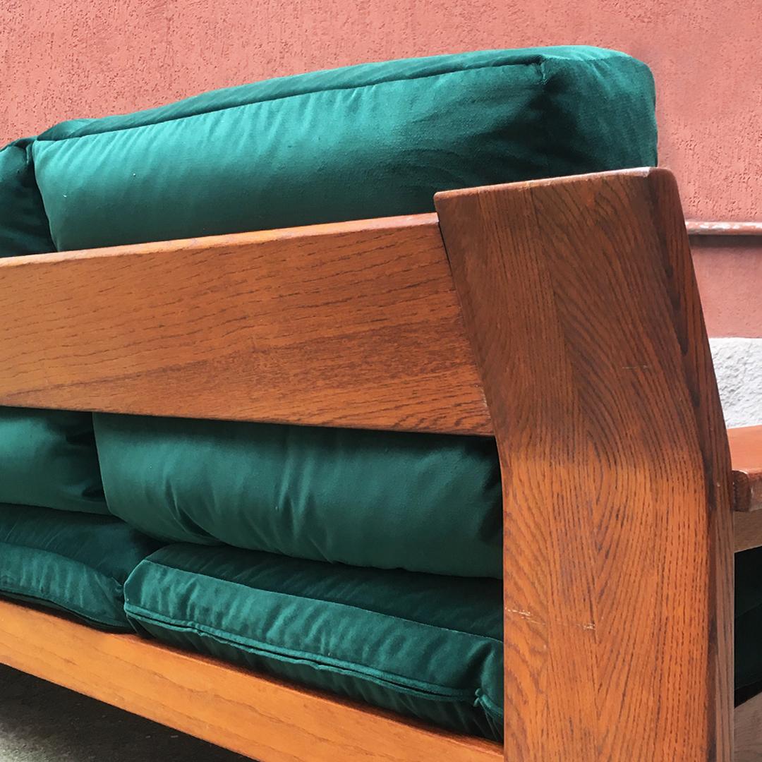 Italian Green Velvet and Wood Three-Seat Sofa Plinio by Plinio Il Giovane, 1975 6