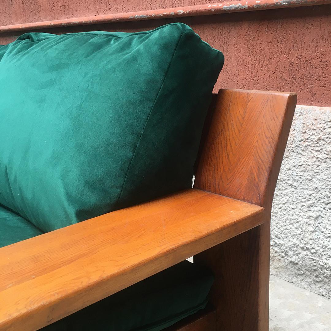 Late 20th Century Italian Green Velvet and Wood Three-Seat Sofa Plinio by Plinio Il Giovane, 1975
