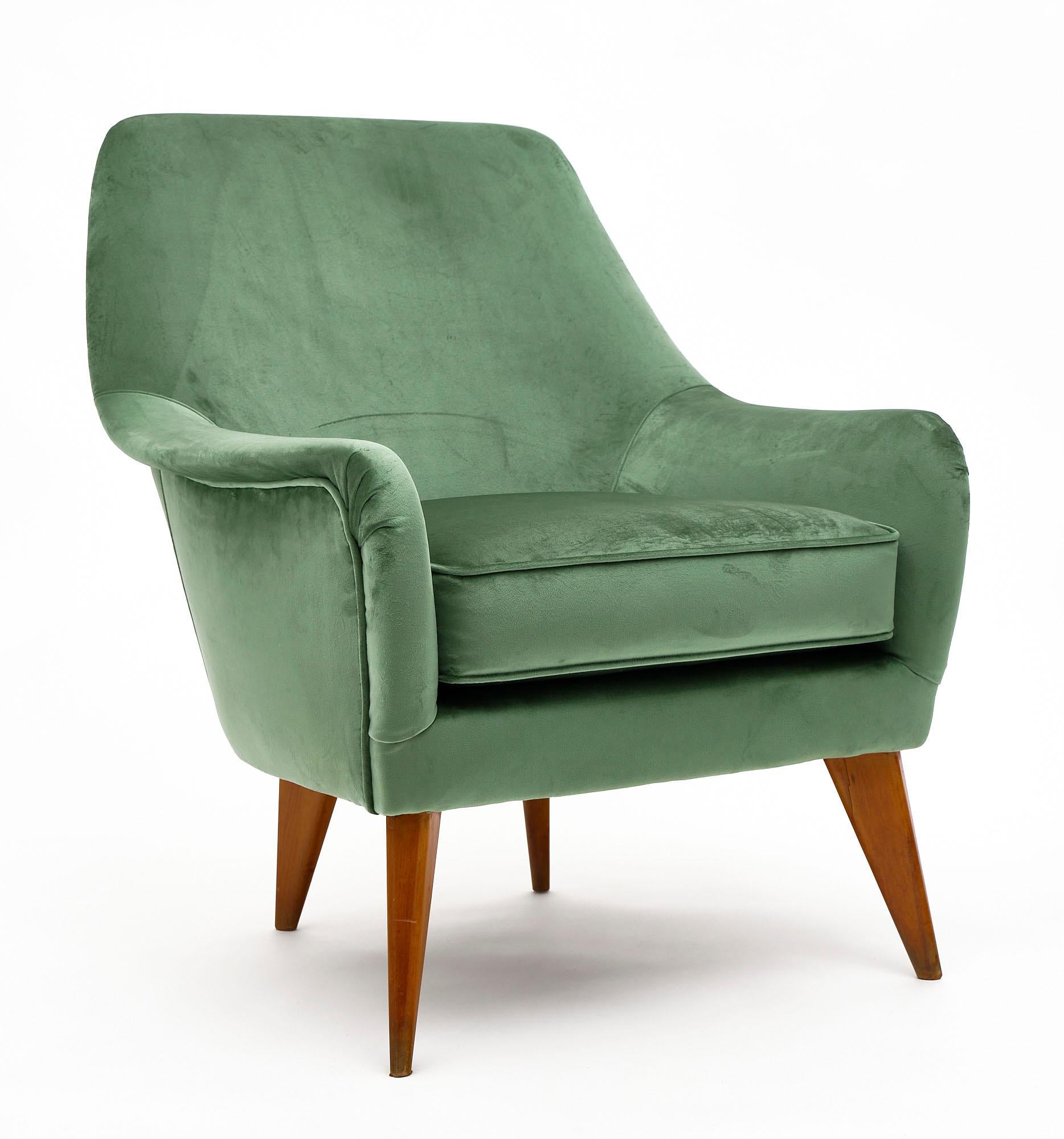 Italian Green Velvet Armchairs 1