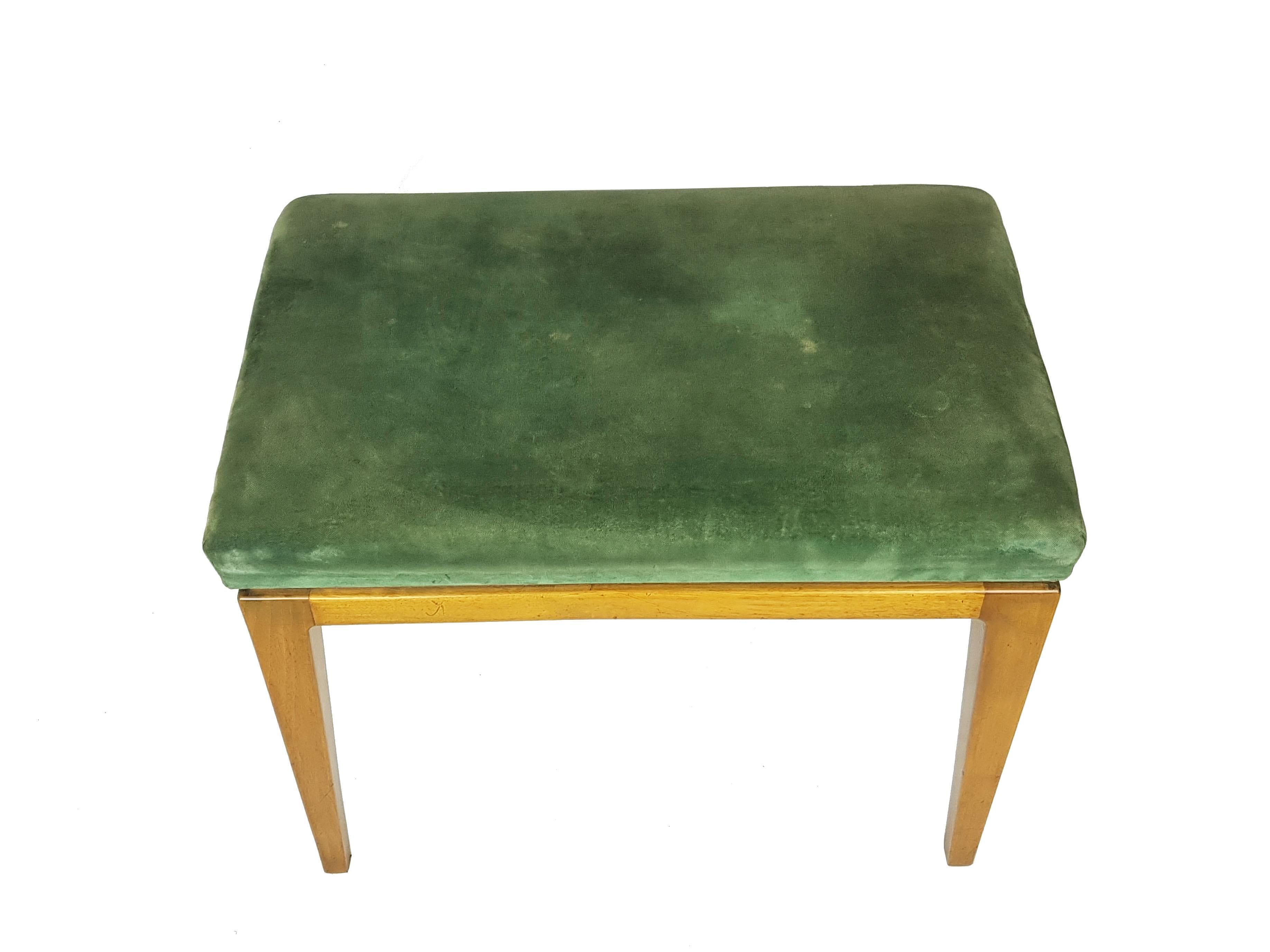 Italian green velvet & wood Mid Century Modern stools/ottomans For Sale 4