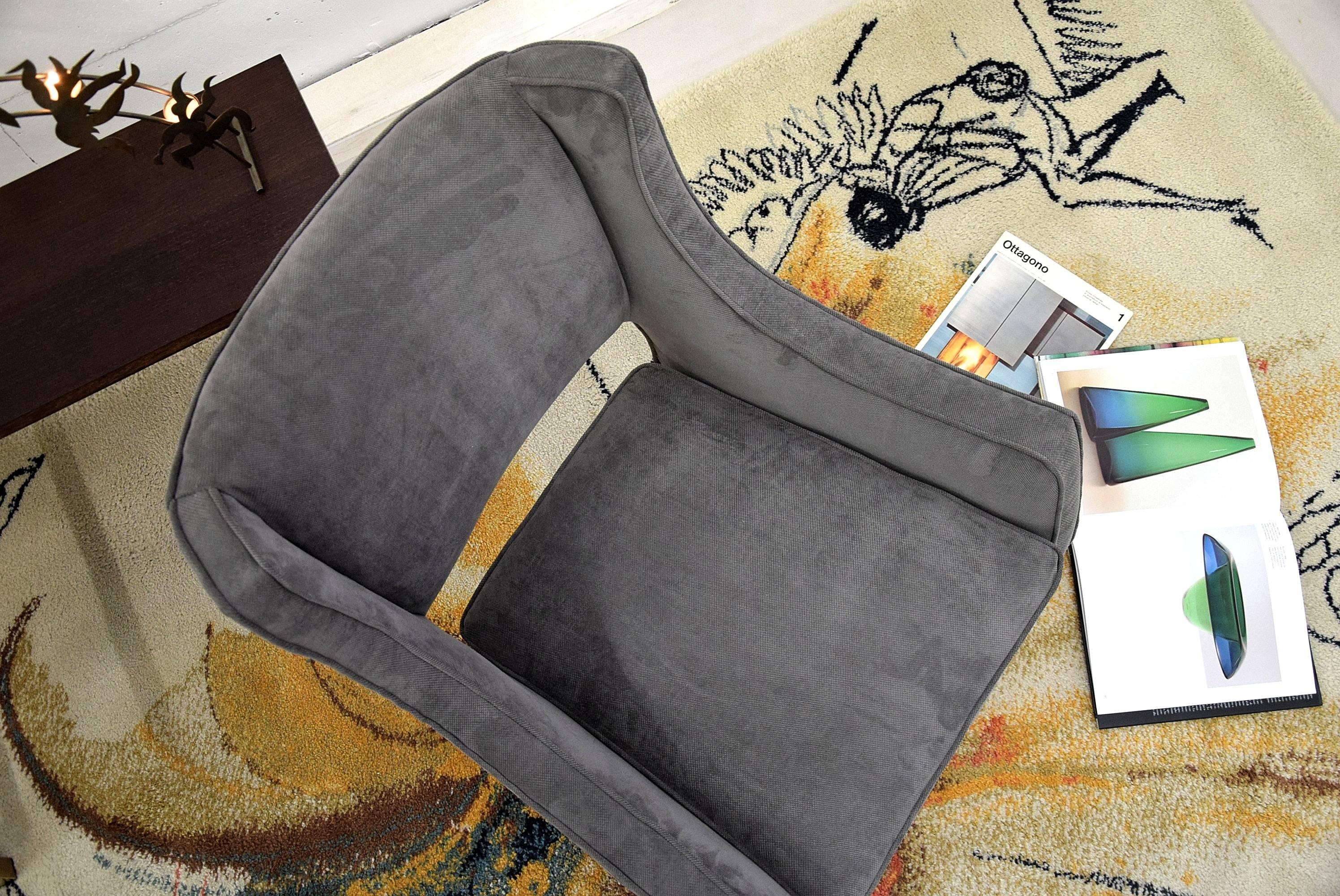 Italienischer grauer Sessel, Mid-Century Modern im Angebot 4