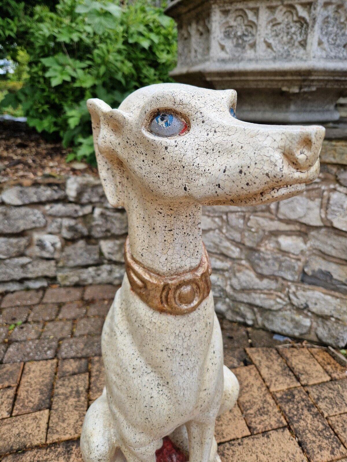 Sculpture de chien lévrier grandeur nature Art Deco 1
