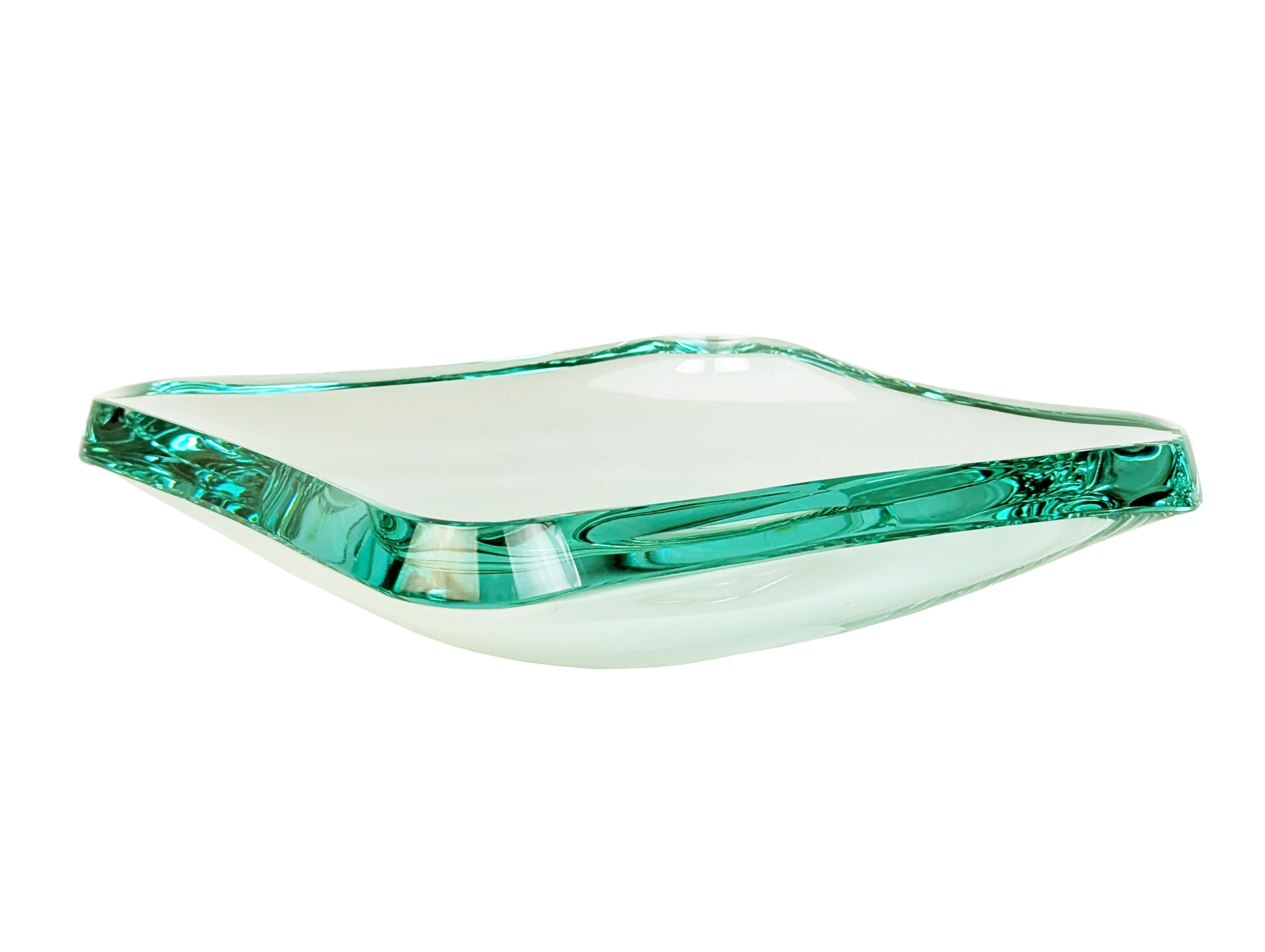 Milieu du XXe siècle Bol et centre de table italiens en verre meulé et taillé des années 1960 par Fontana Arte en vente