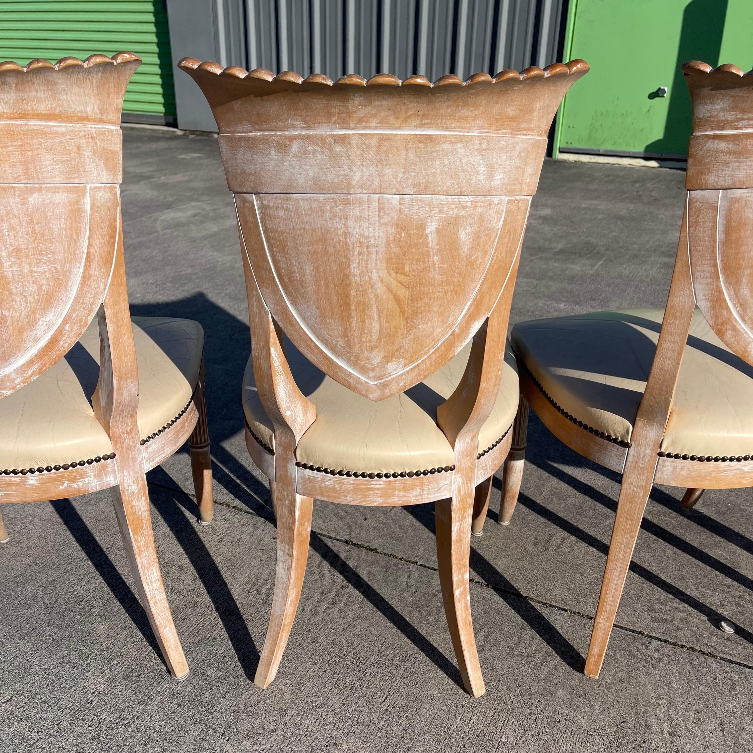 Sedie in legno ceramicato con schienale a smerlo in stile grotta italiana, set di 4 pezzi in vendita 8