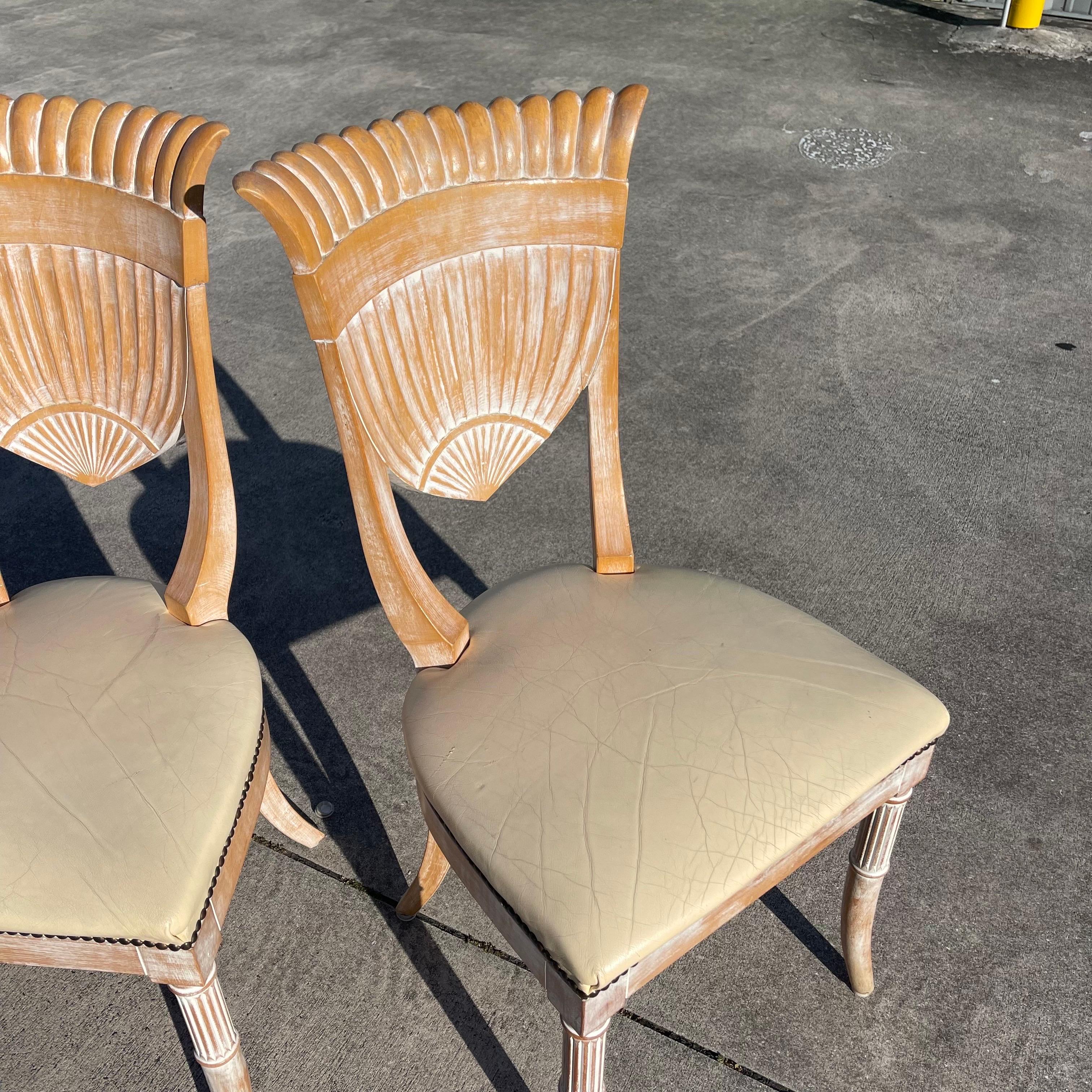 Sedie in legno ceramicato con schienale a smerlo in stile grotta italiana, set di 4 pezzi in vendita 3