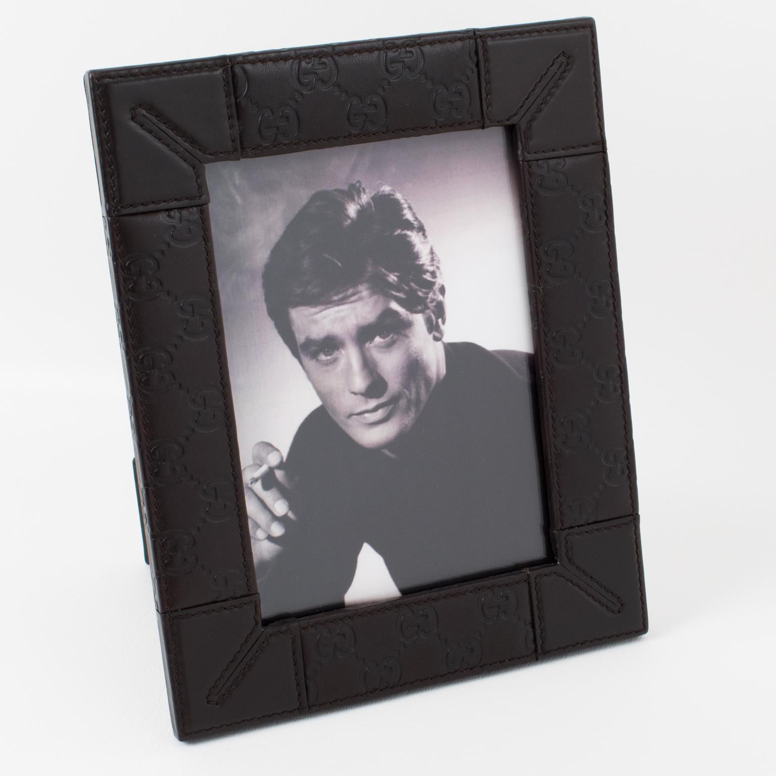 Superb picture photo frame by Italian designer Gucci. Timeless and elegant black leather with the 
